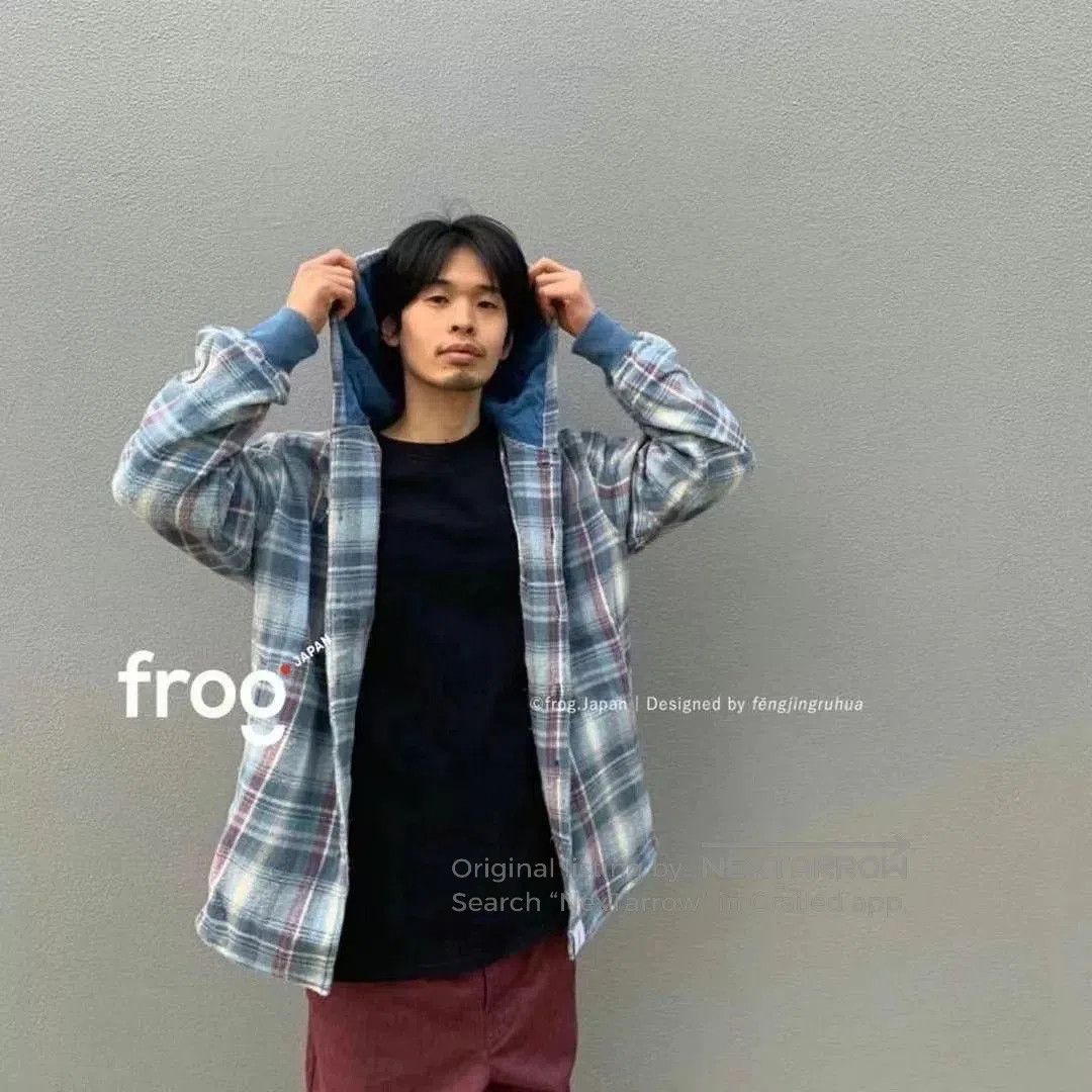 Descendant descendant hooded long sleeve shirt. Size US M / EU 48-50 / 2 - 5 Thumbnail