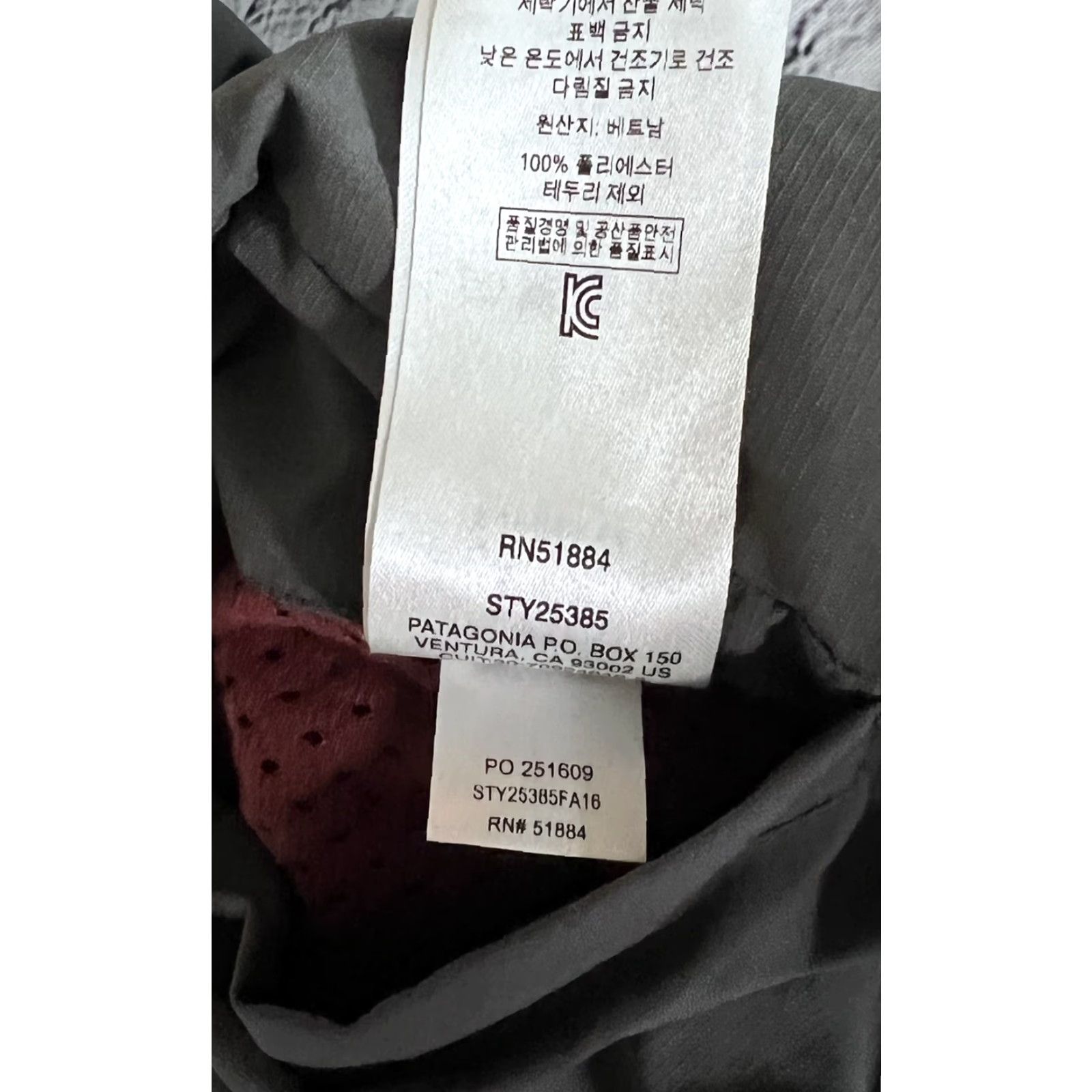 Patagonia NICE! Patagonia Reversible Snap-T Glissade Pullover Mens Small Saltillo Aztec Pullover Reversible 25385 Mens Size US S / EU 44-46 / 1 - 7 Thumbnail