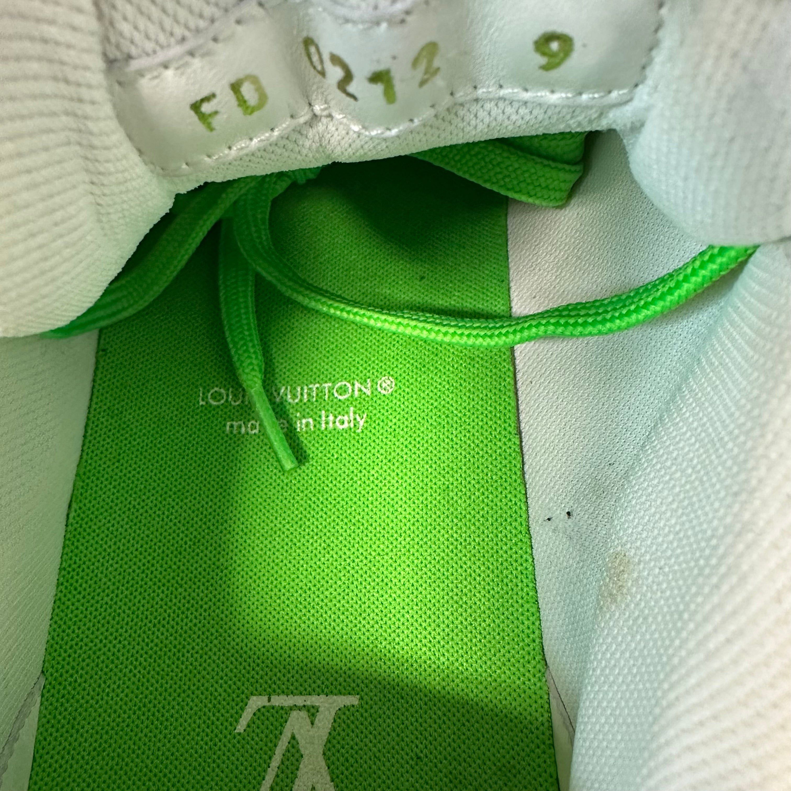 Louis Vuitton Louis Vuitton Green White Trainer Sneaker Sz 10.5 (9LV) Size US 10.5 / EU 43-44 - 7 Thumbnail