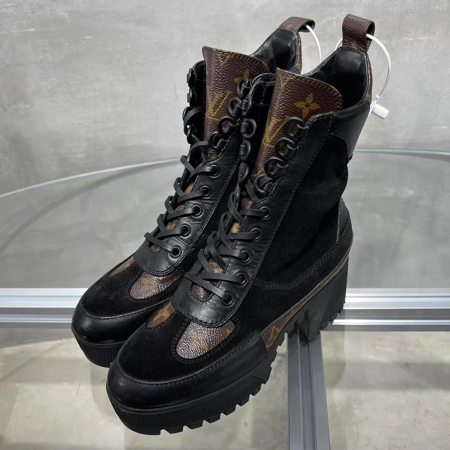 Louis Vuitton LV Women's Monogram Platform Mid-Calf Boots 34.5 YH24717 Size US 4 / IT 34 - 2 Thumbnail