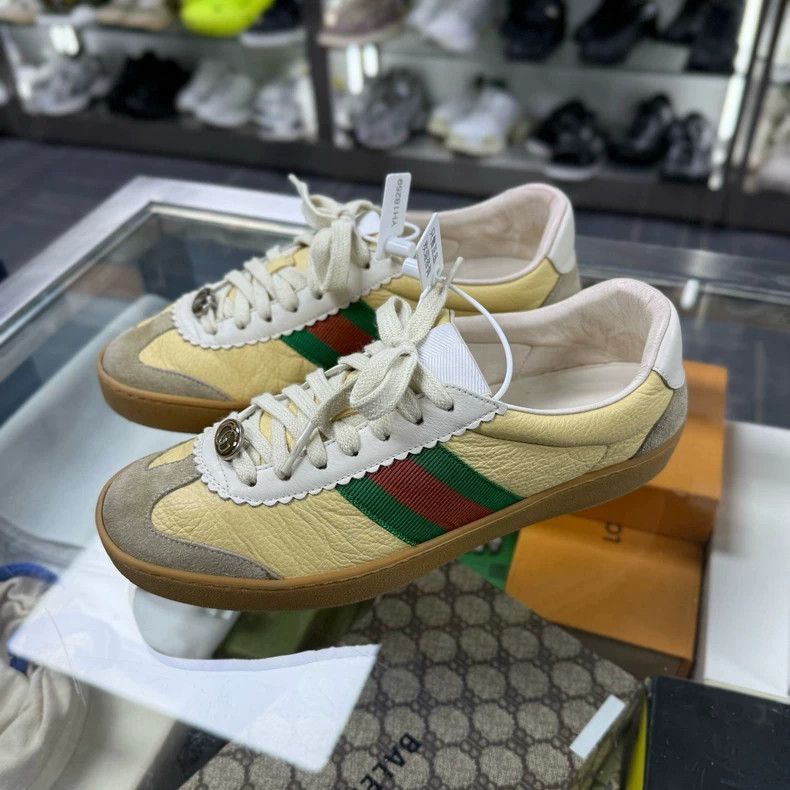 Gucci GUCCI Bee Sneakers Size 37.5-2506 Size US 8 / IT 38 - 2 Thumbnail