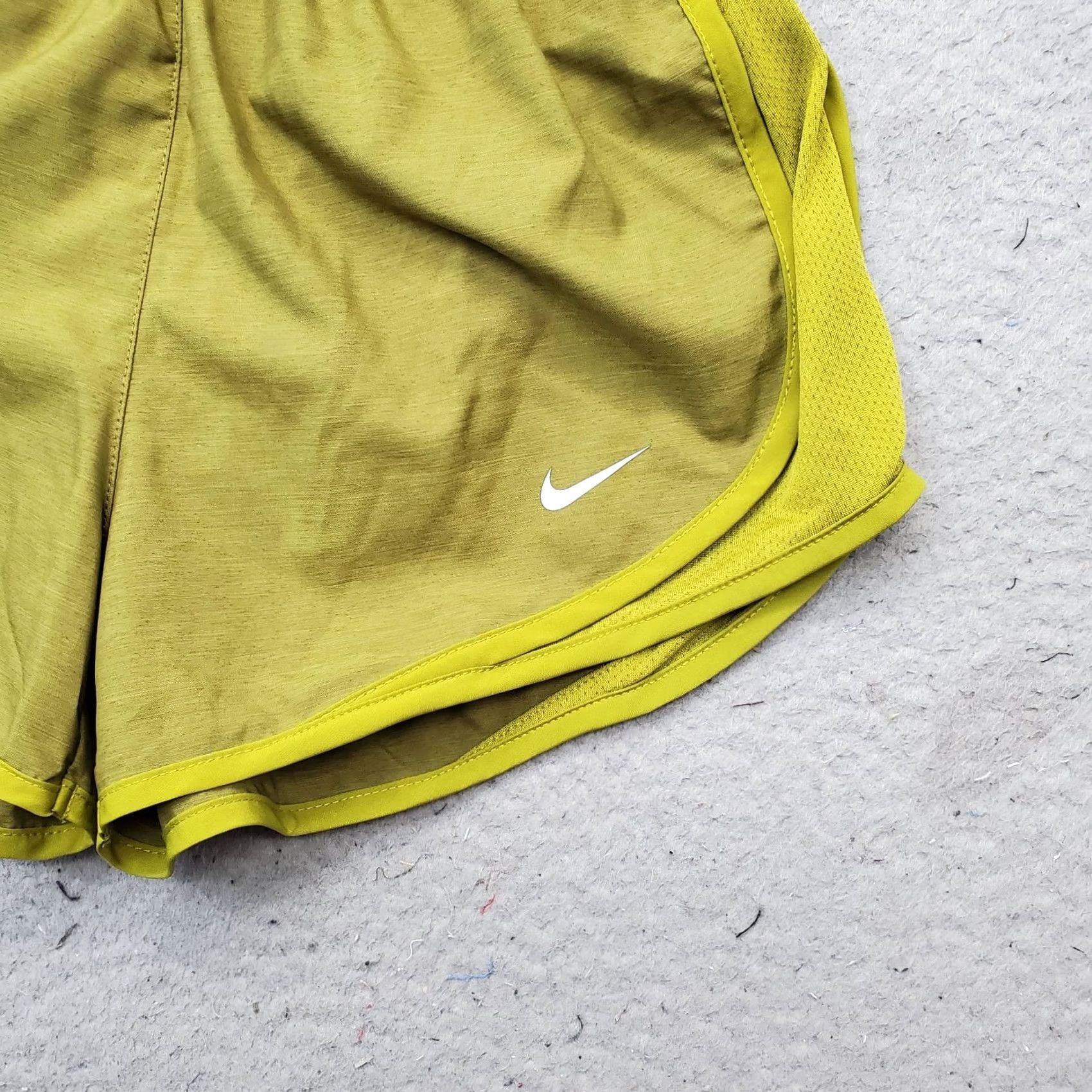 Nike Nike Tempo Running Shorts Womens XS Dri-Fit Elastic Waist Polyester Multicolor Stretch Lined Size 26" / US 2 / IT 38 - 3 Thumbnail