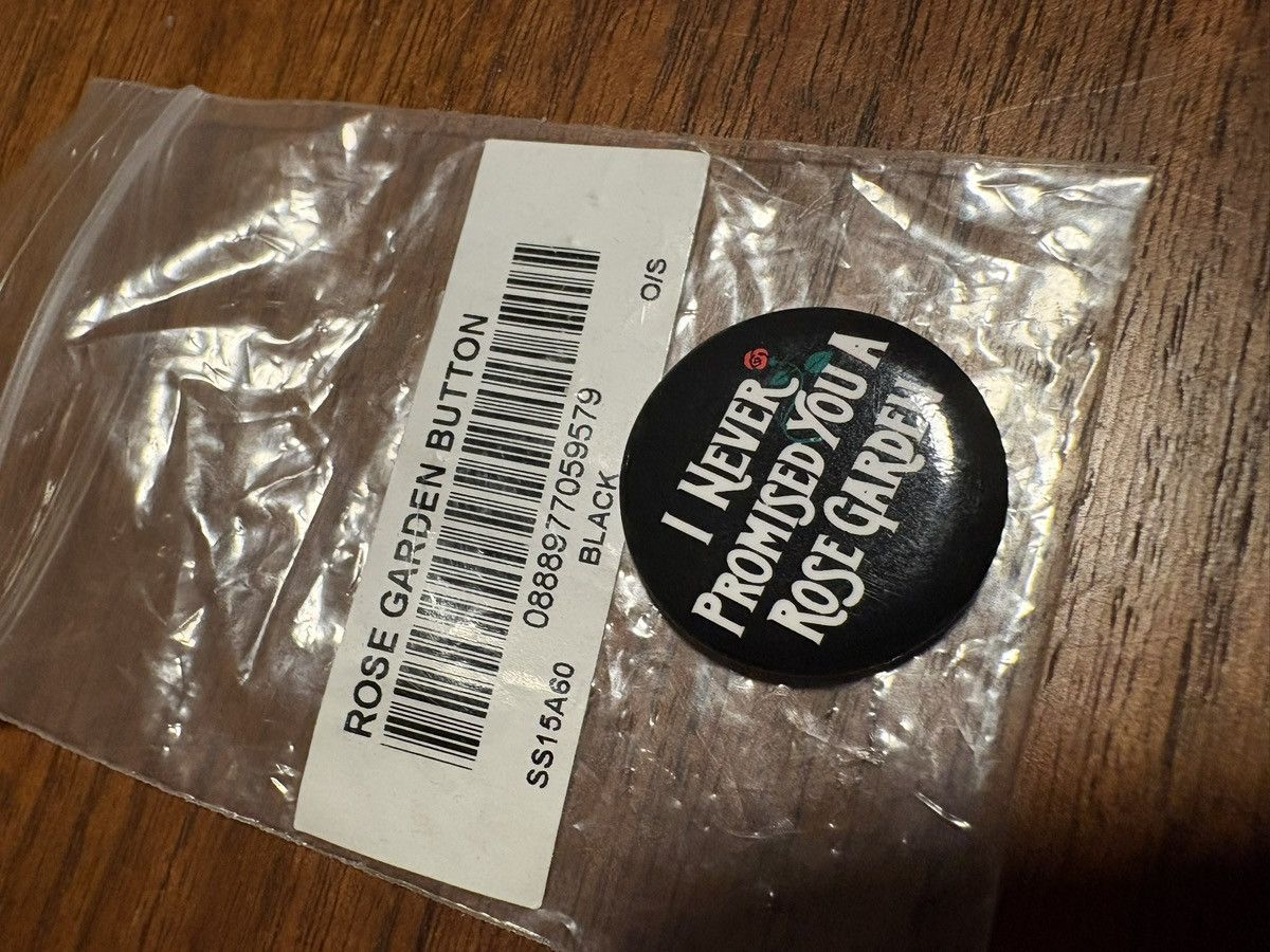 Supreme Supreme Rose Garden Pin Black SS15 Size ONE SIZE - 2 Thumbnail