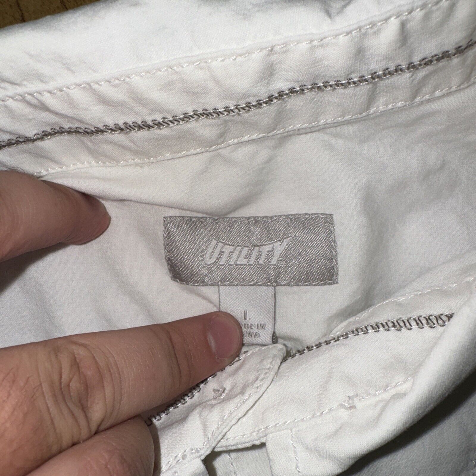 Japanese Brand Utility Skateboarding Shirt White Large 22x27 Size US L / EU 52-54 / 3 - 3 Thumbnail
