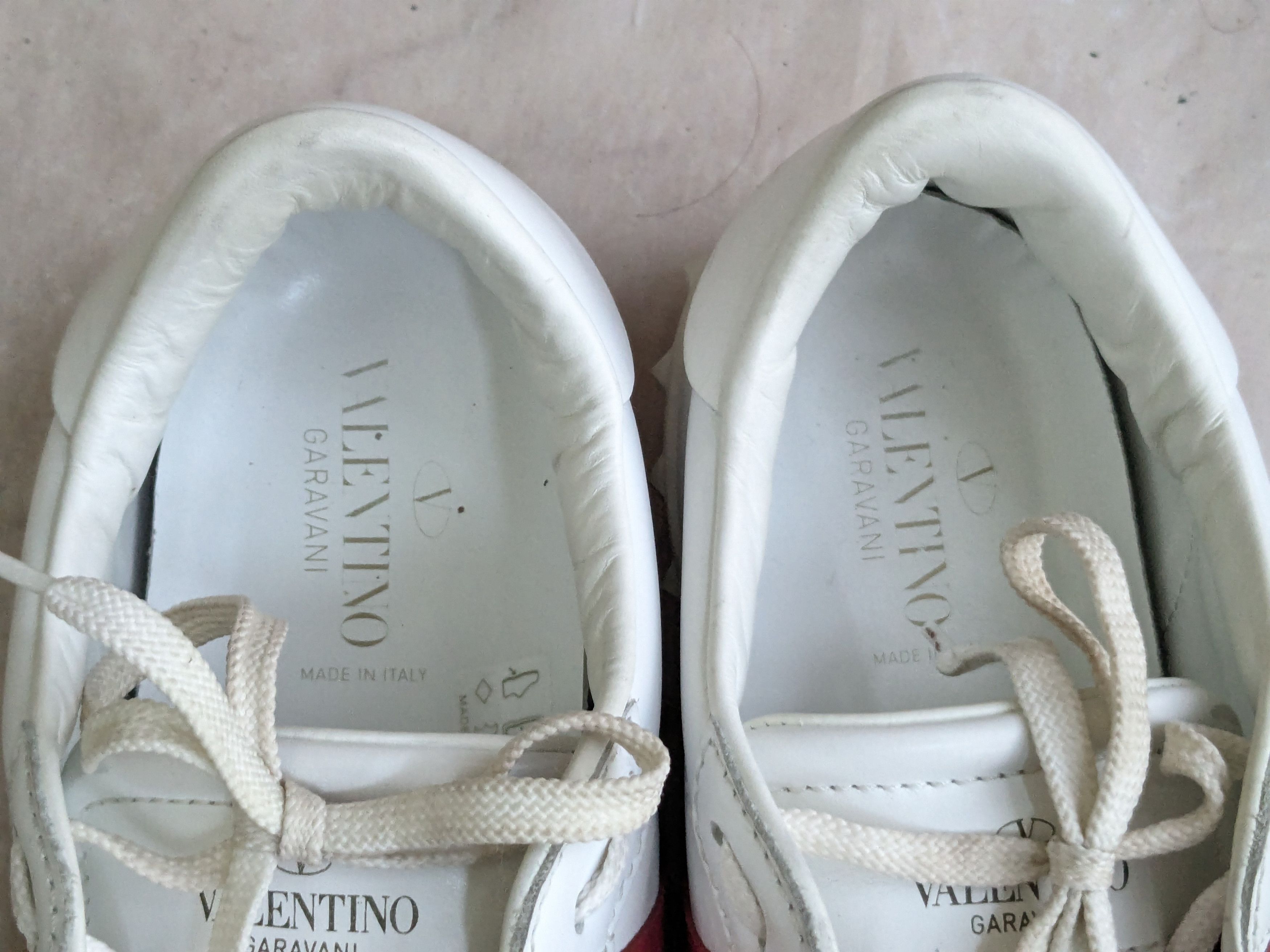 Valentino Valentino Rockstud Sneakers 9 42 Red White Low Tops Size US 9 / EU 42 - 7 Thumbnail