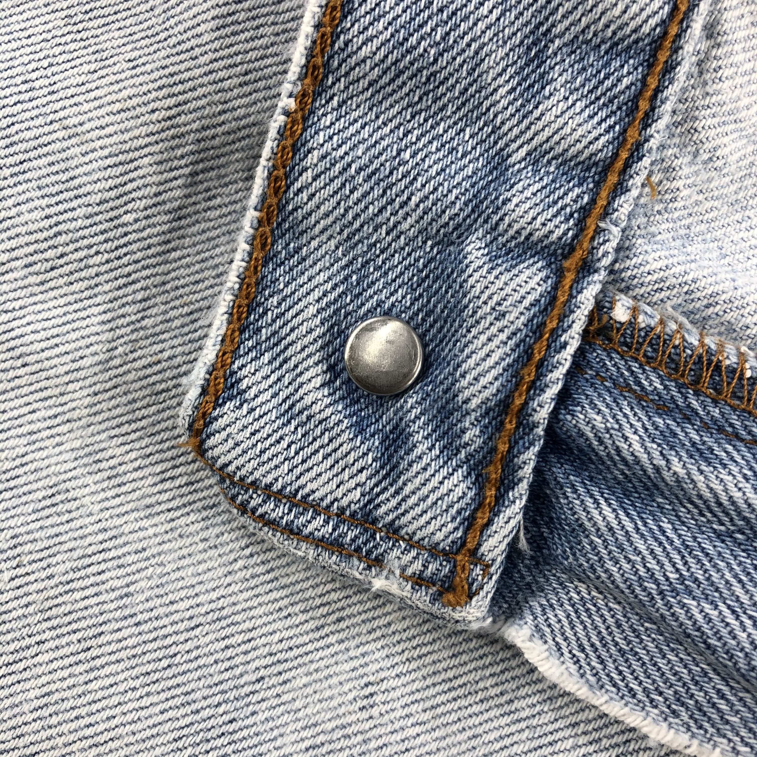Levi's × Vintage Vintage Light Wash Levis 505 Jeans-JM2693 Size US 35 - 16 Thumbnail