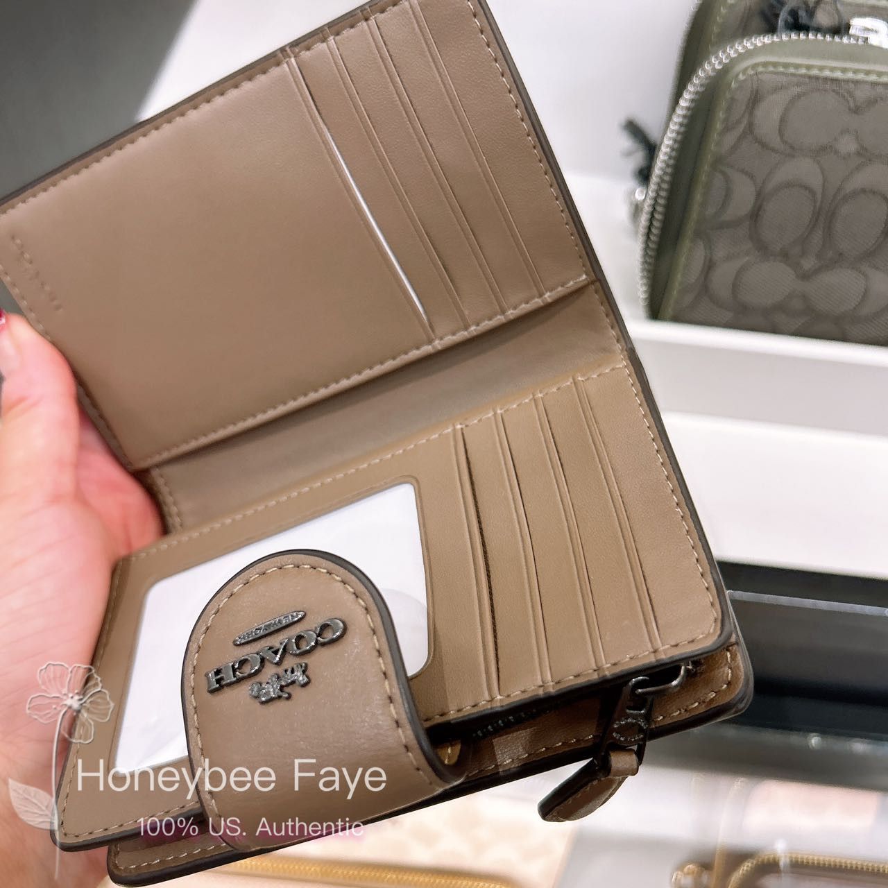Coach Medium Corner Zip Wallet CR791 Size ONE SIZE - 4 Thumbnail