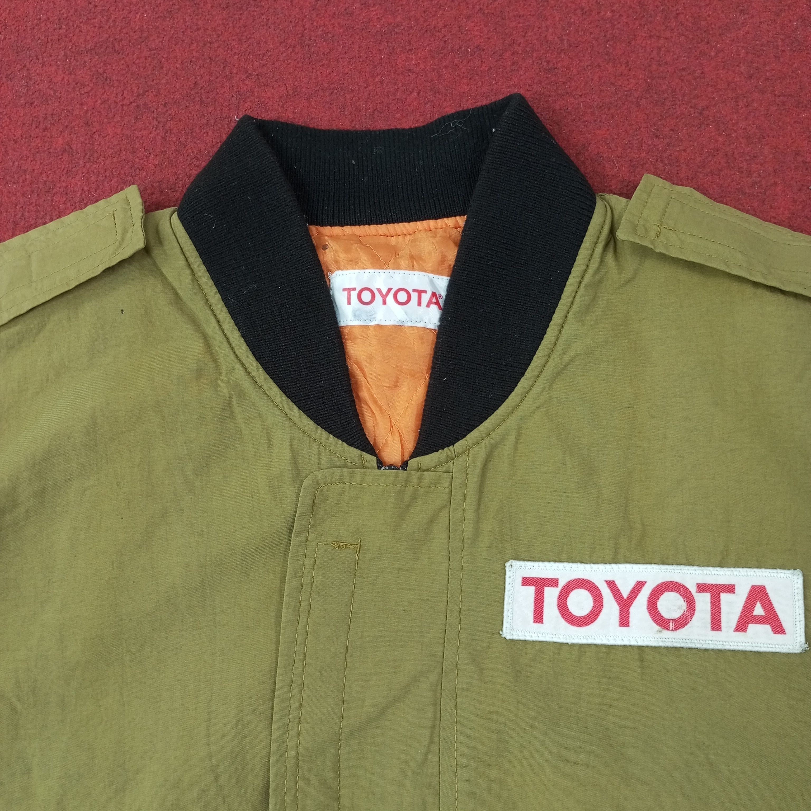 Japanese Brand Vintage Toyota Japanese Motorsports Racing Jacket c238n11 Size US M / EU 48-50 / 2 - 5 Thumbnail
