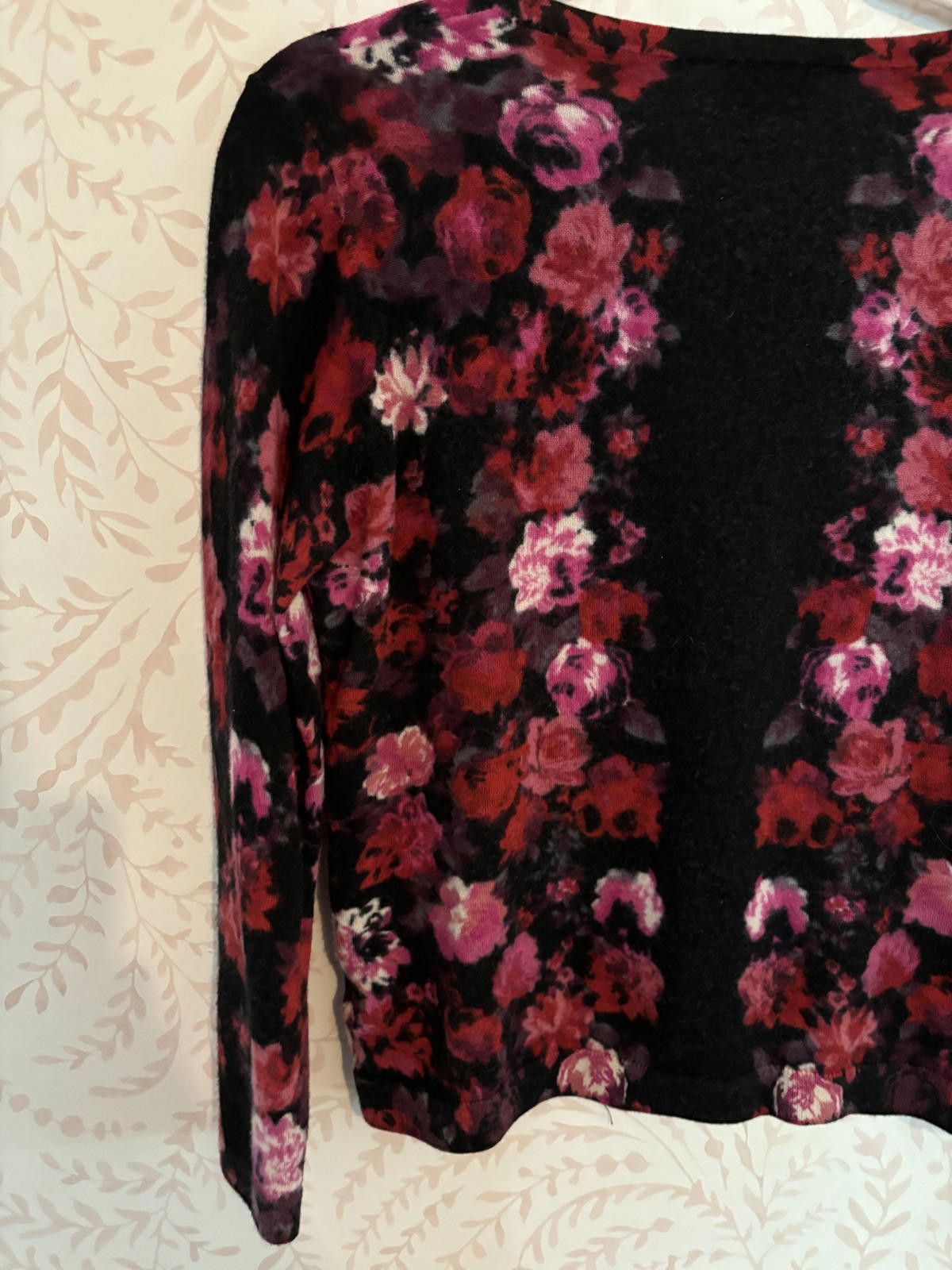 Designer 100% Merino Wool Talbots Women's Floral Cardigan Size L / US 10 / IT 46 - 6 Thumbnail