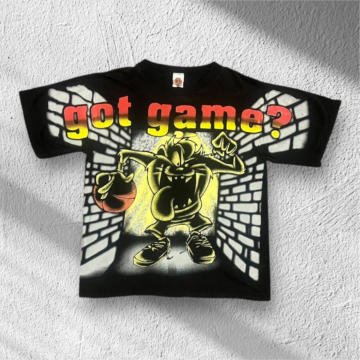 Warner Bros Vintage 1997 Tasmanian Devil Got Game All Over Print Shirt Size US L / EU 52-54 / 3 - 1 Thumbnail