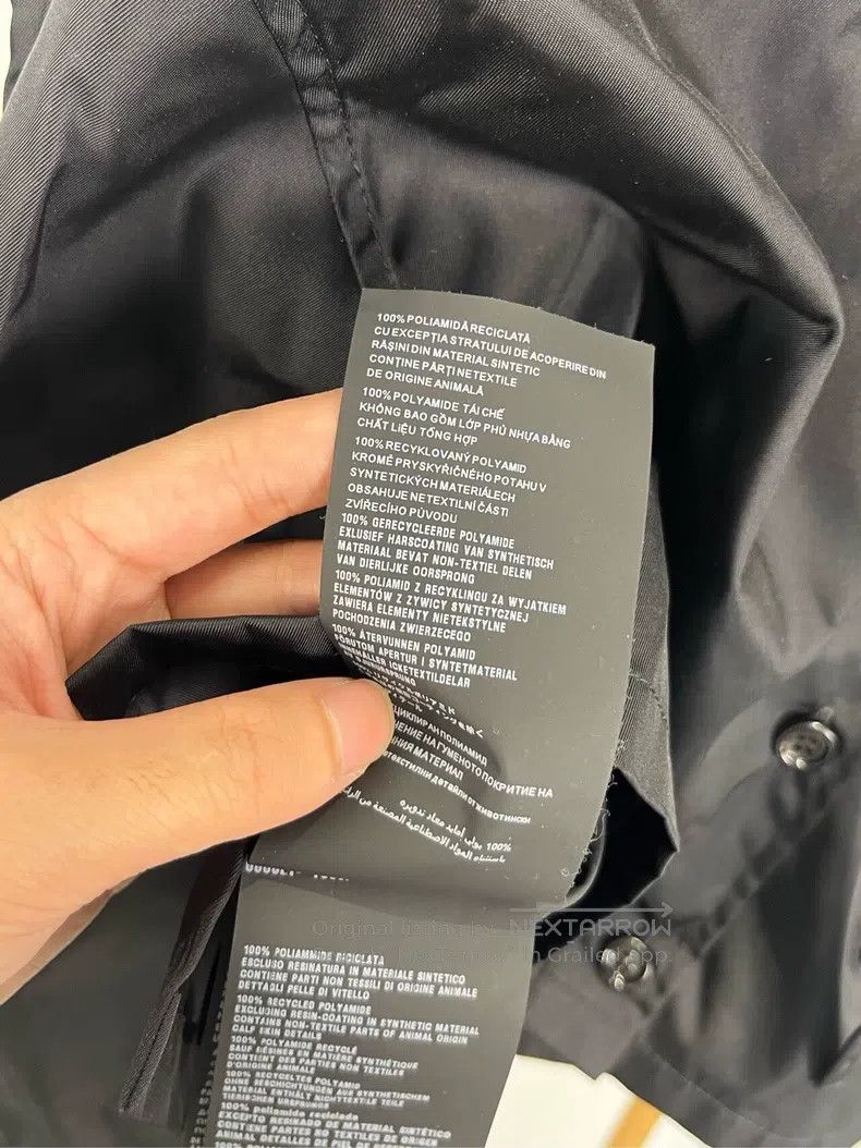 Prada Prada Black metal triangle long-sleeved jacket Size XS / US 0-2 / IT 36-38 - 6 Thumbnail