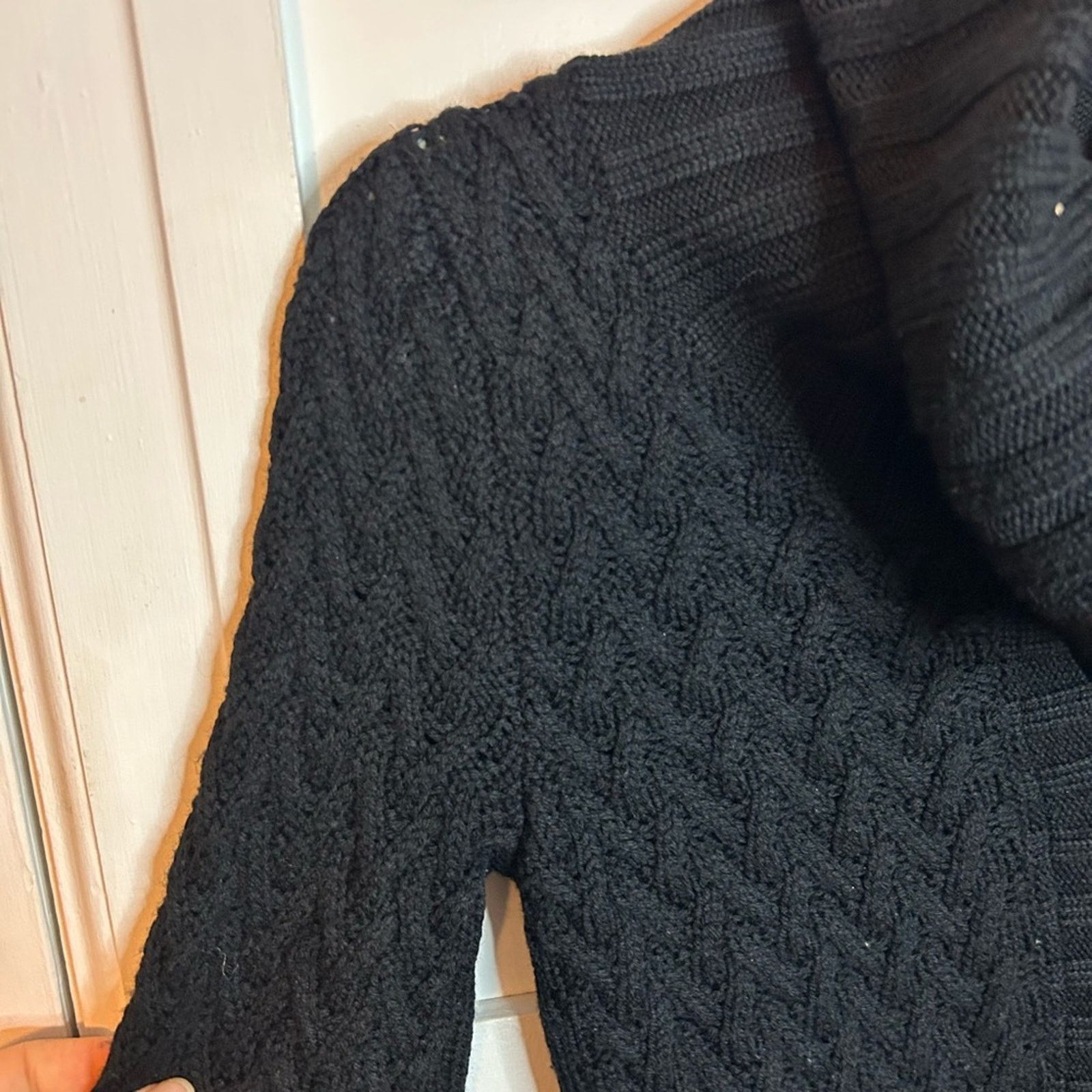 Banana Republic Banana Republic Black Cable Knit Snap Front Wool Sweater Size XS / US 0-2 / IT 36-38 - 7 Thumbnail
