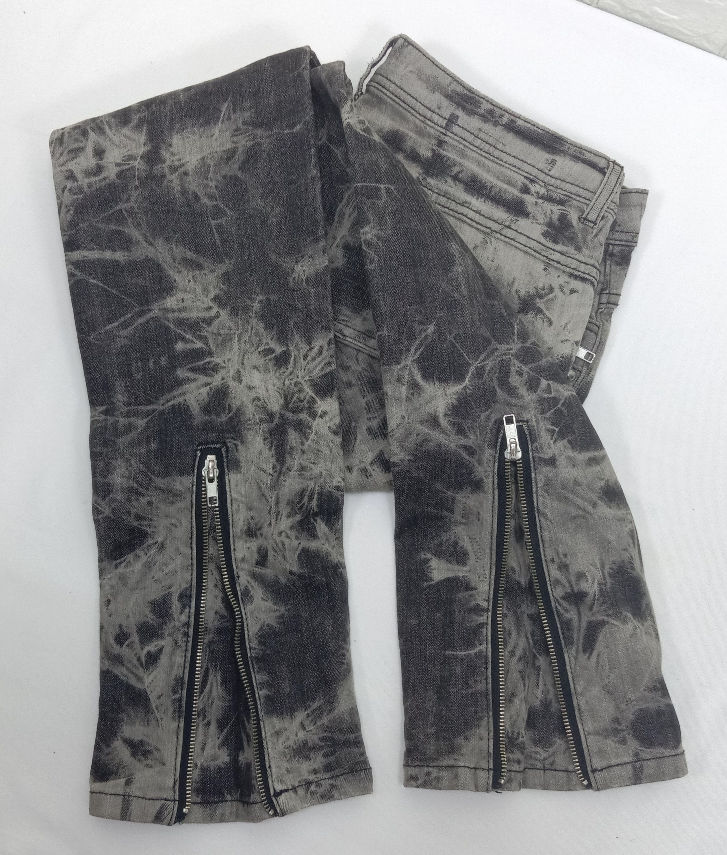 Japanese Brand Japanese Punk Seditionaries Leg Zipper Bleach Jeans Size US 32 / EU 48 - 14 Thumbnail