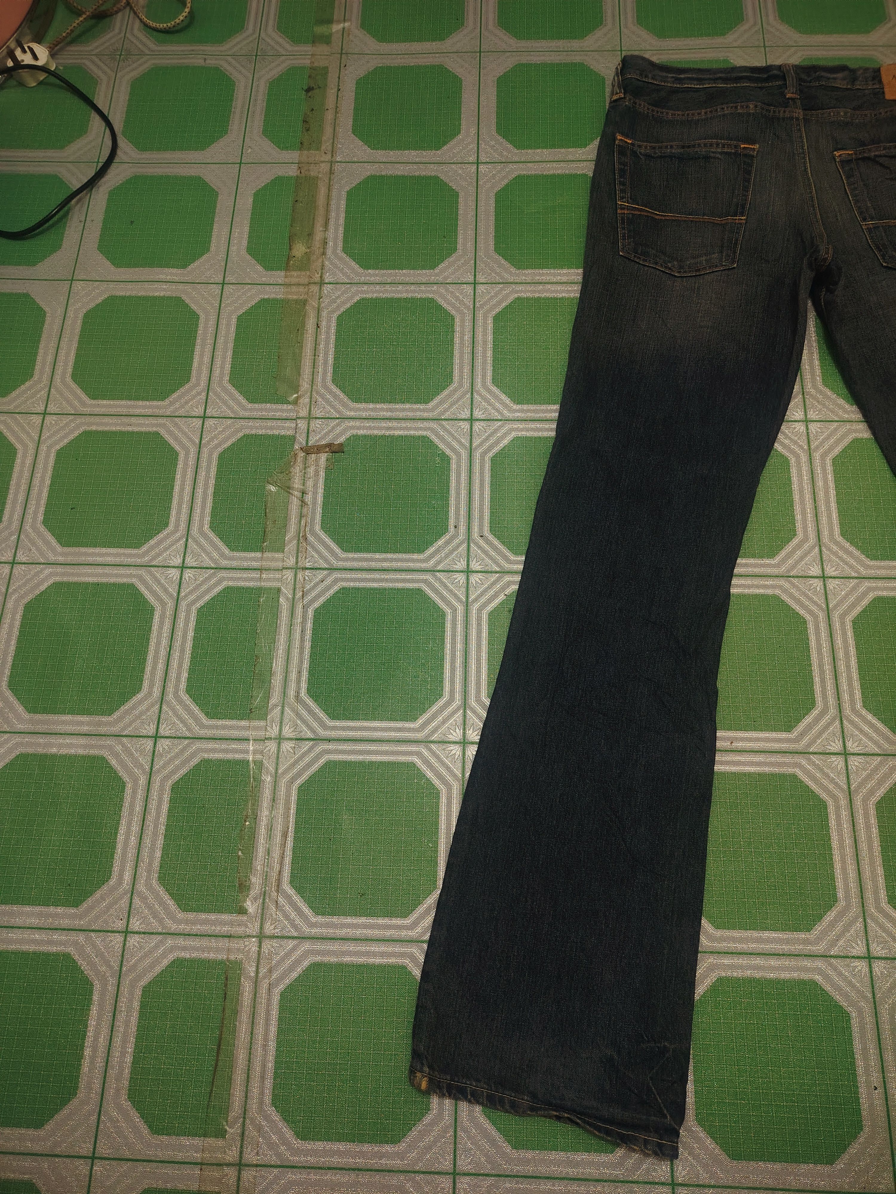 If Six Was Nine Abercrombie & Fitch Baxter Low Rise Slim Boot Flared Jeans Size US 34 / EU 50 - 13 Thumbnail