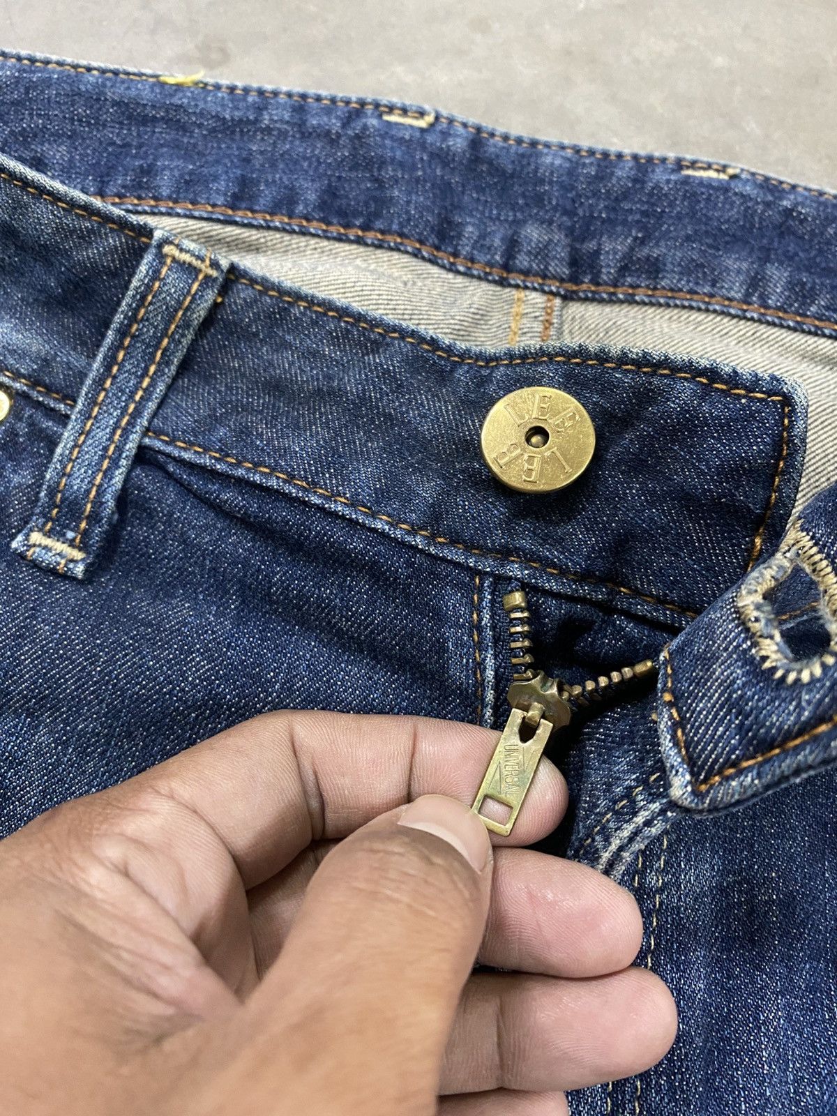 Lee Baggy Flare Vintage Lee Blue Distressed Denim @313 Size US 34 / EU 50 - 8 Thumbnail