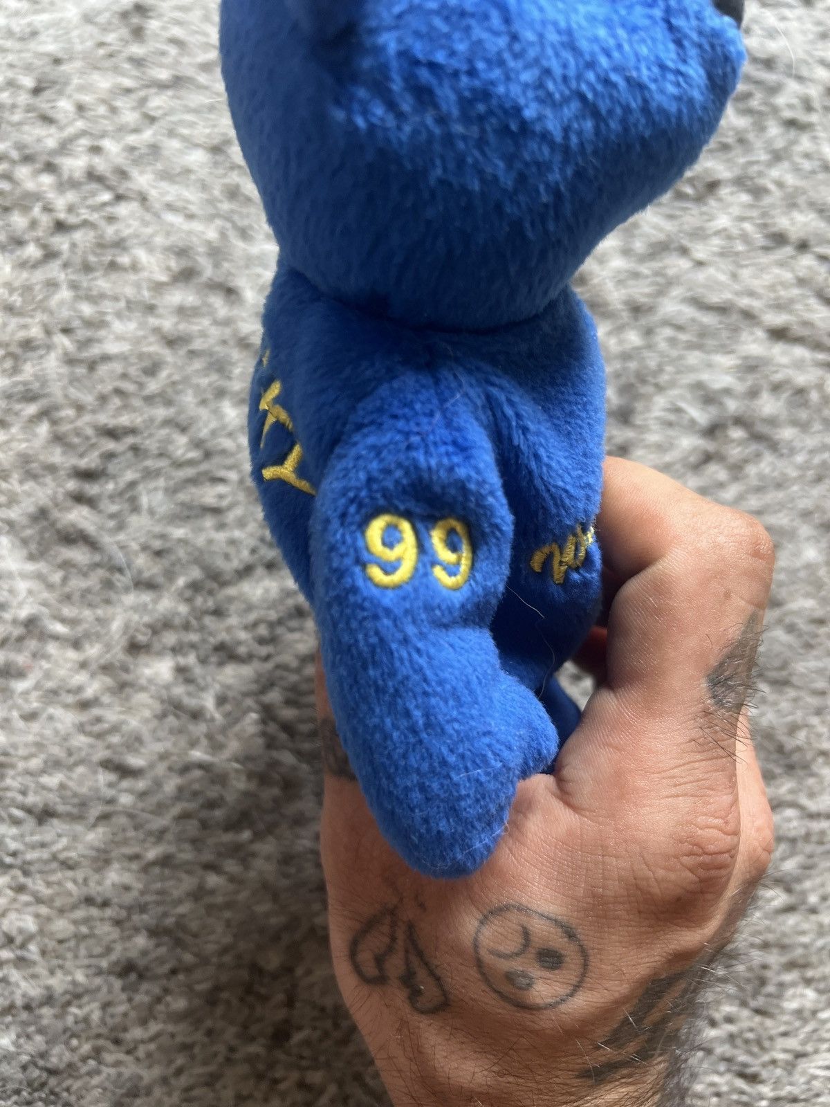NHL Salvino’s Bammers Wayne Gretzky Beanie Bear Size ONE SIZE - 4 Thumbnail