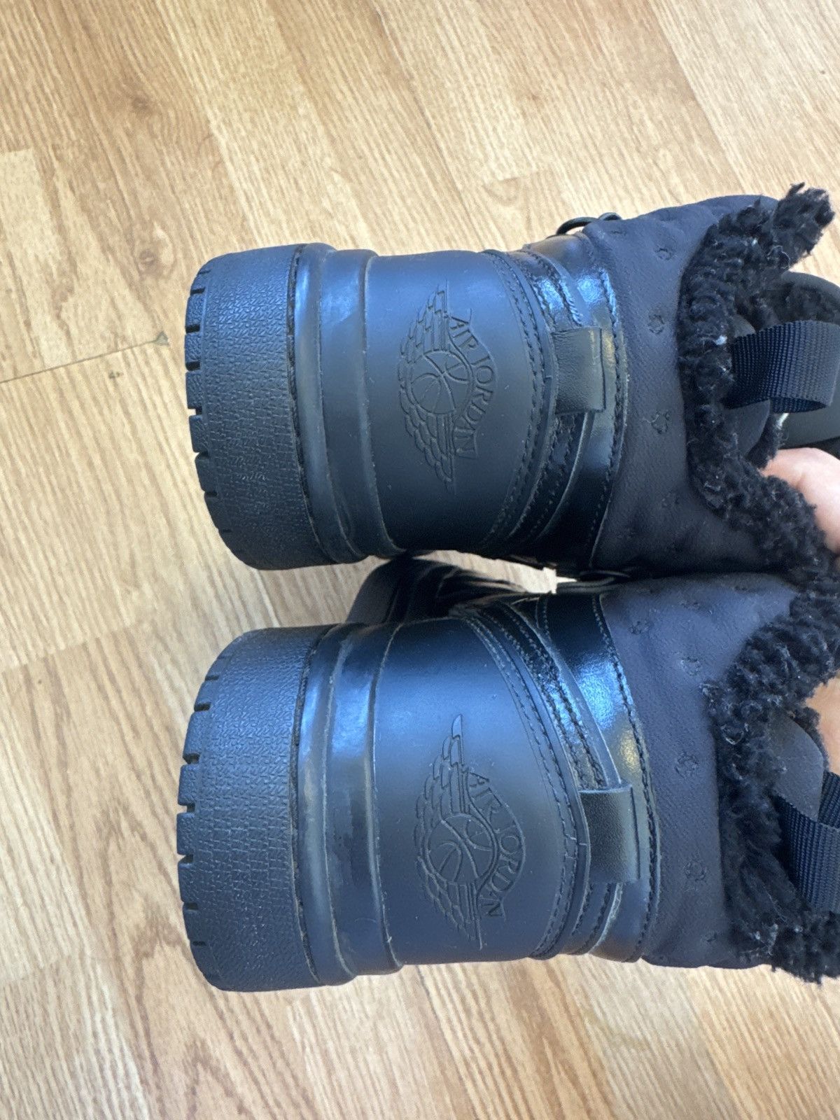 Nike Air Jordan 1 Acclimate "Triple Black" (2021) - Winter-Ready Size US 8.5 / IT 38.5 - 3 Thumbnail