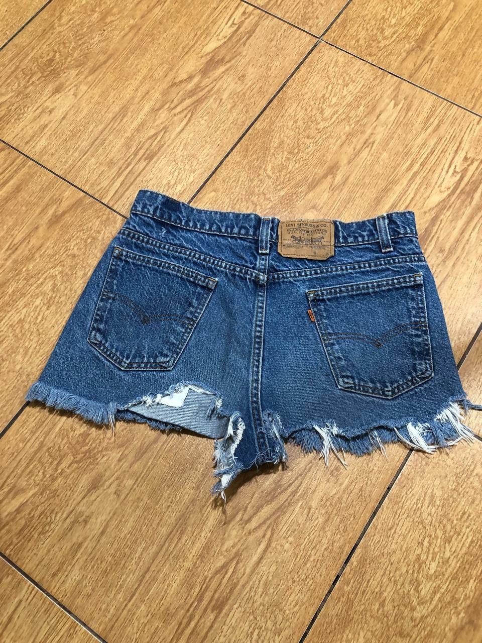 Levi's Vintage Levi's Basic Denim Shorts Size 34 Size 34" / US 12 / IT 48 - 22 Thumbnail
