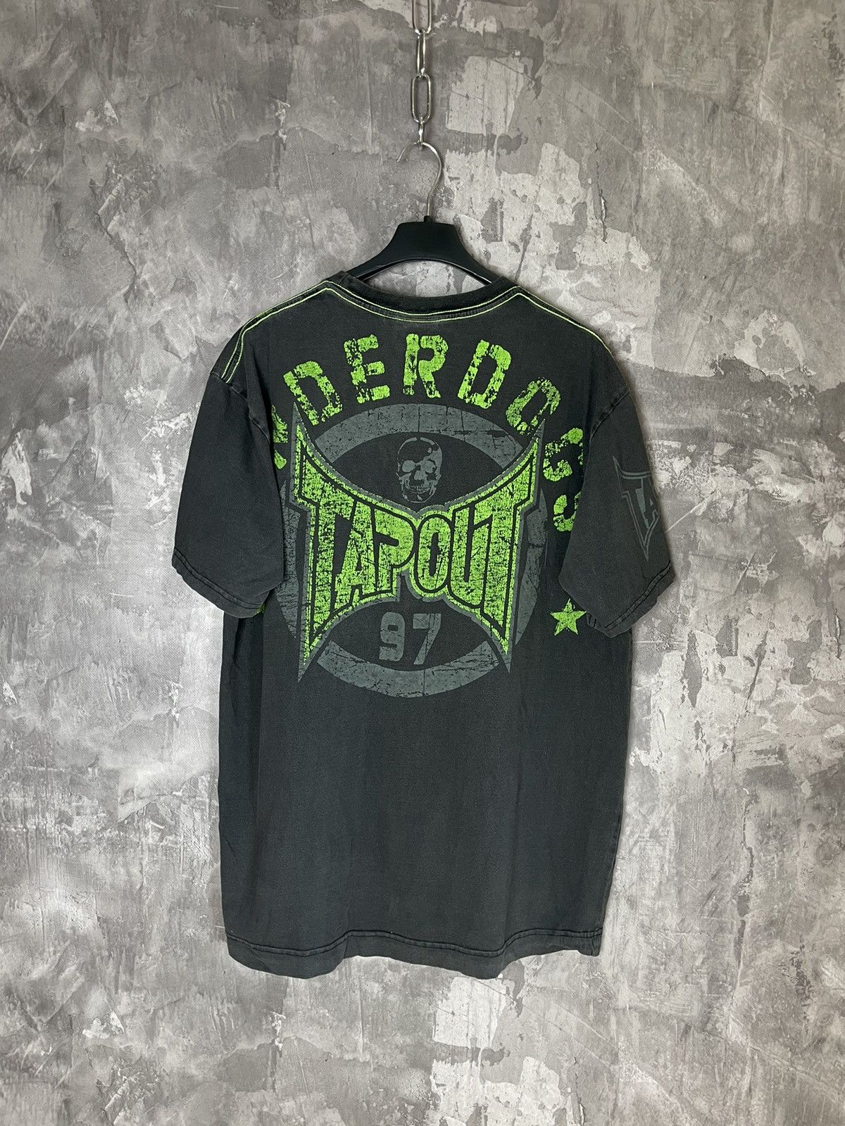 Vintage Vintage Y2K Tapout T shirt Wrestling Tribal Spellout Logo Size US XL / EU 56 / 4 - 1 Thumbnail