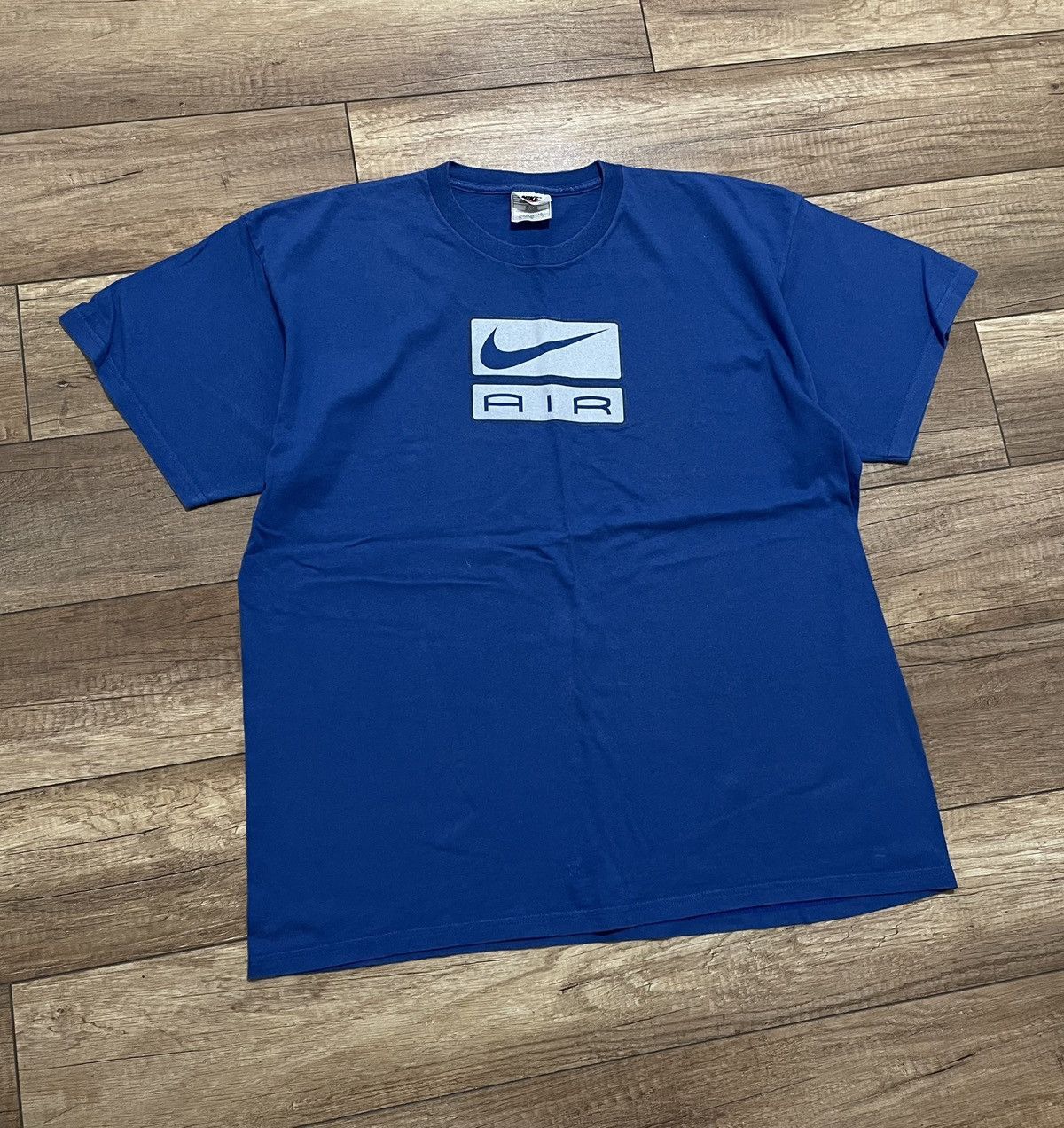 Nike Vintage Nike Air Big Logo T Shirt Oversized Size US XL / EU 56 / 4 - 2 Thumbnail