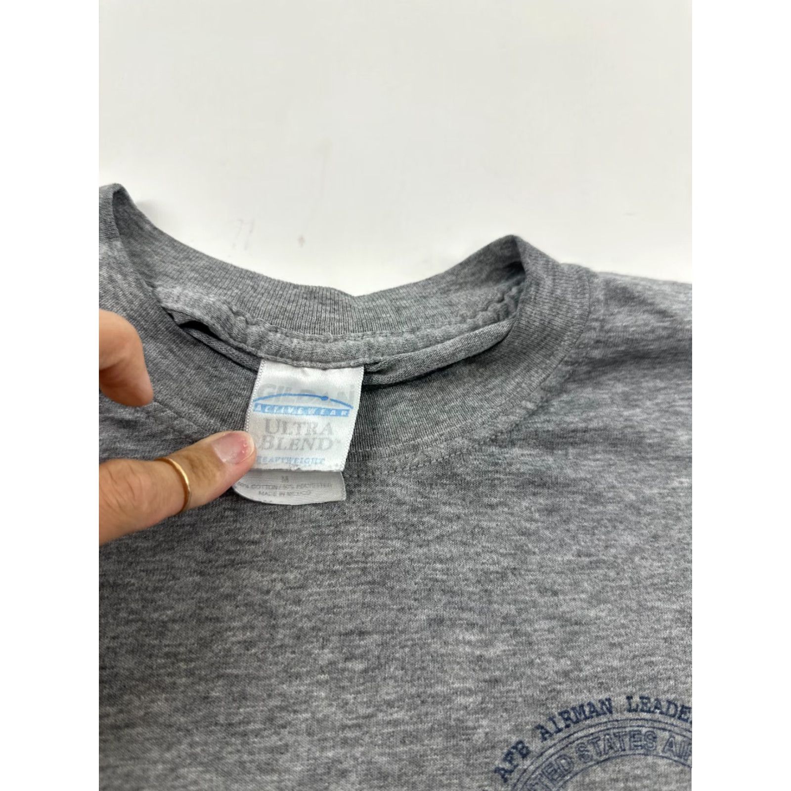 Gildan United States Air Force Shirt Mens Medium Gray Ultra Blend USAF Military Size US M / EU 48-50 / 2 - 4 Thumbnail