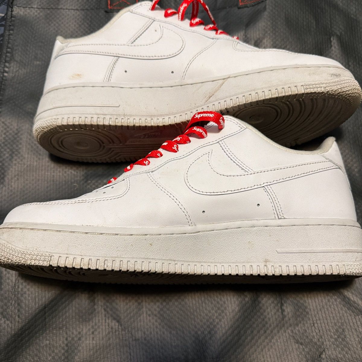 Nike × Supreme Nike X Supreme Air Force One White Size US 9.5 / EU 42-43 - 3 Thumbnail