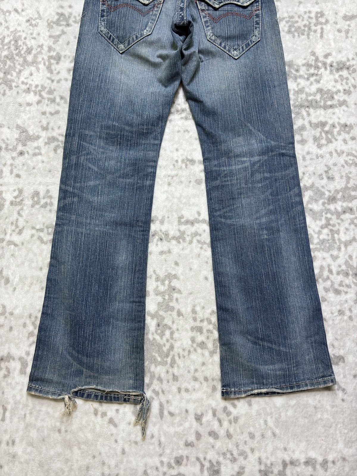 Edwin Vintage Edwin 401XV Muddy Wash Flared Distressed Jeans Size US 29 - 11 Thumbnail