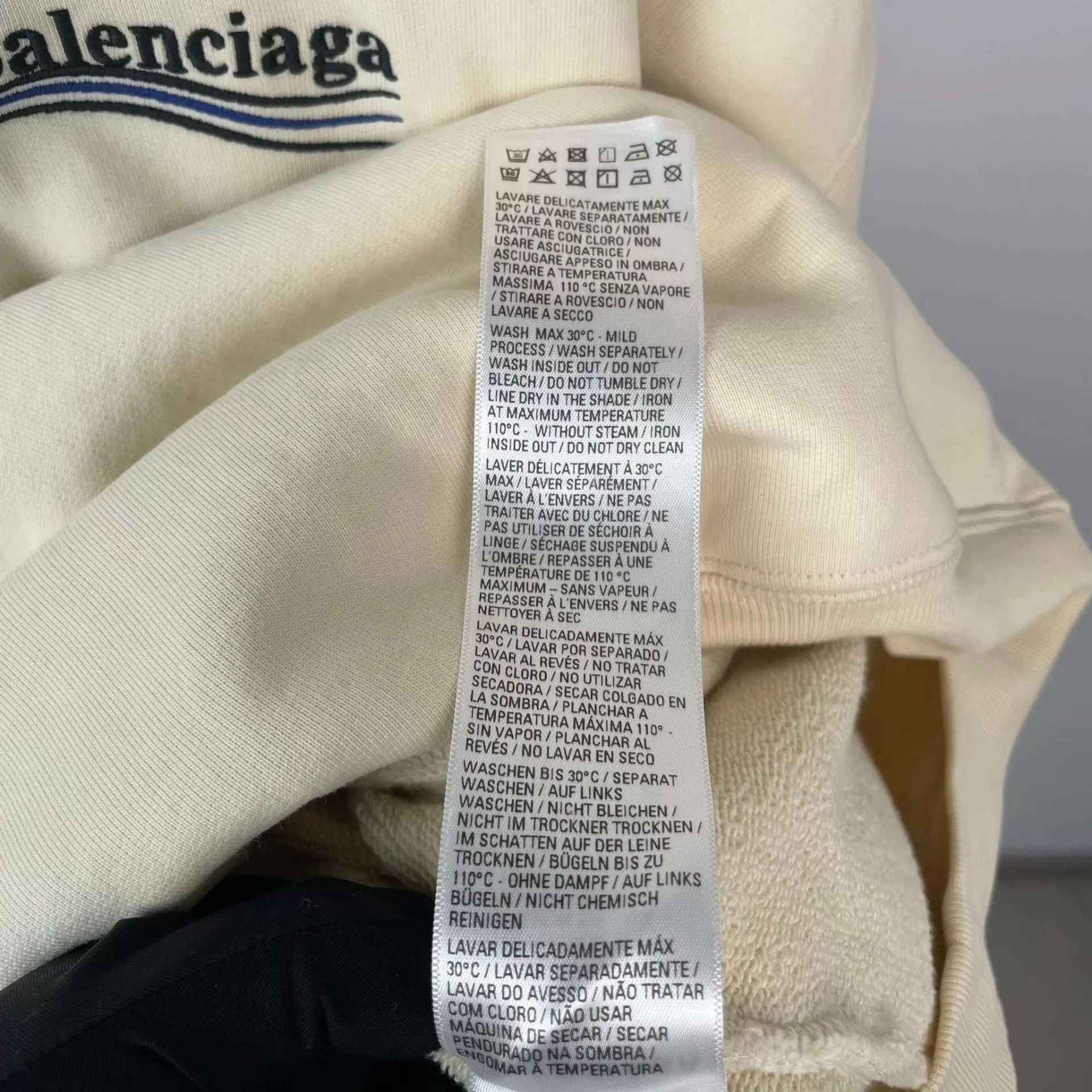 Balenciaga Balenciaga XS Beige Sweatshirt Size US XS / EU 42 / 0 - 8 Thumbnail