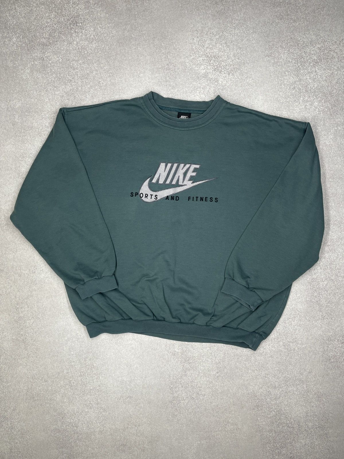 Nike Rare Vintage Nike Sport and Fitness Sweatshirt Green Tech Size US XL / EU 56 / 4 - 2 Thumbnail