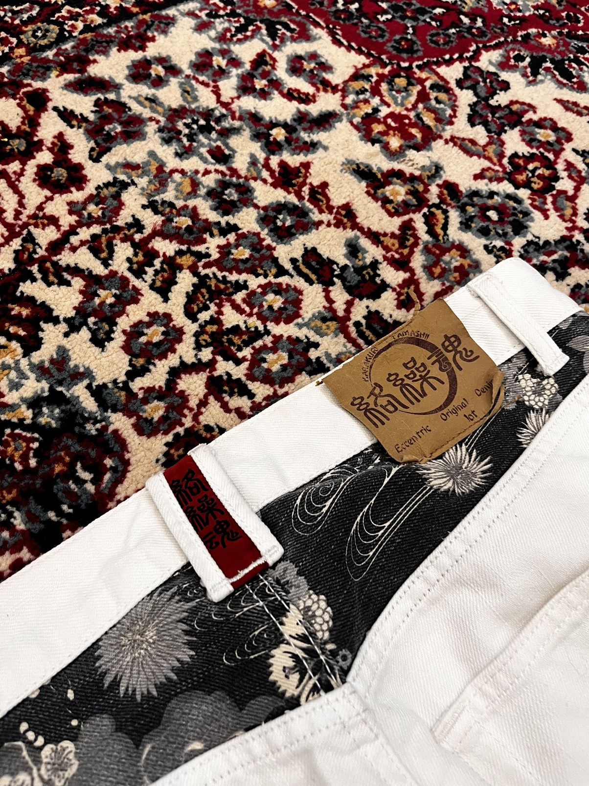 Japanese Brand Crazy vintage Karakuri Tamashi embroidered denim Size US 32 / EU 48 - 9 Thumbnail