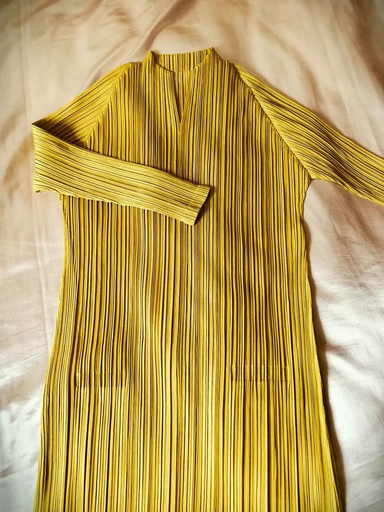 Issey Miyake Issey Miyake size:5 Yellow pleated dress Size XXS / US 00 / IT 34 - 3 Thumbnail