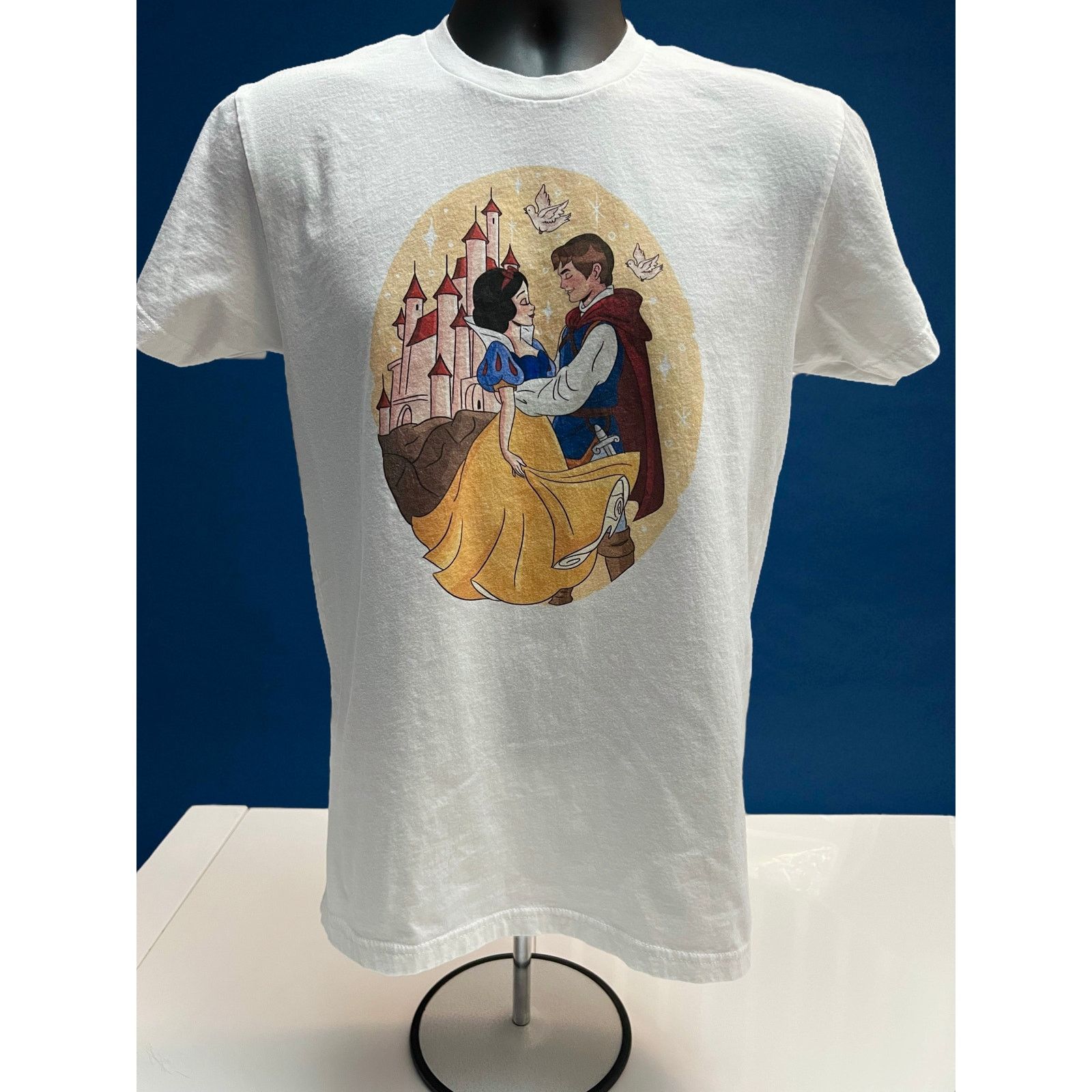 Next Level Apparel Snow White & Prince - Disney Princess Women’s T-Shirt Medium Size M / US 6-8 / IT 42-44 - 1 Thumbnail