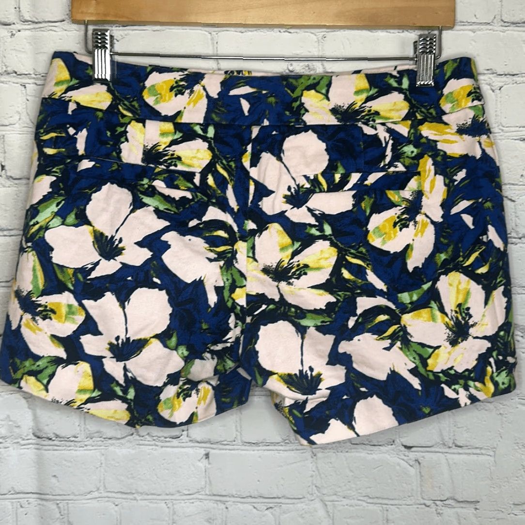 J.Crew J. Crew Floral print Stretch Shorts Side Zip sz 8 Pockets Multicolor Chino Women 8 Size 30" / US 8 / IT 44 - 4 Thumbnail