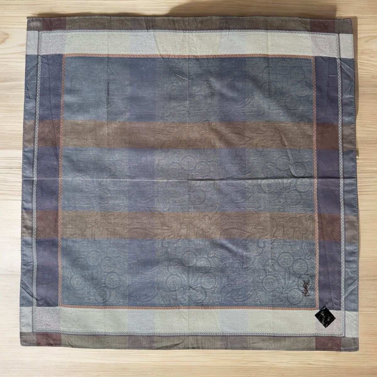 Vintage × Yves Saint Laurent VINTAGE YSL YVES SAINT LAURENT SCARVES POCKET SQUARE Size ONE SIZE - 1 Thumbnail