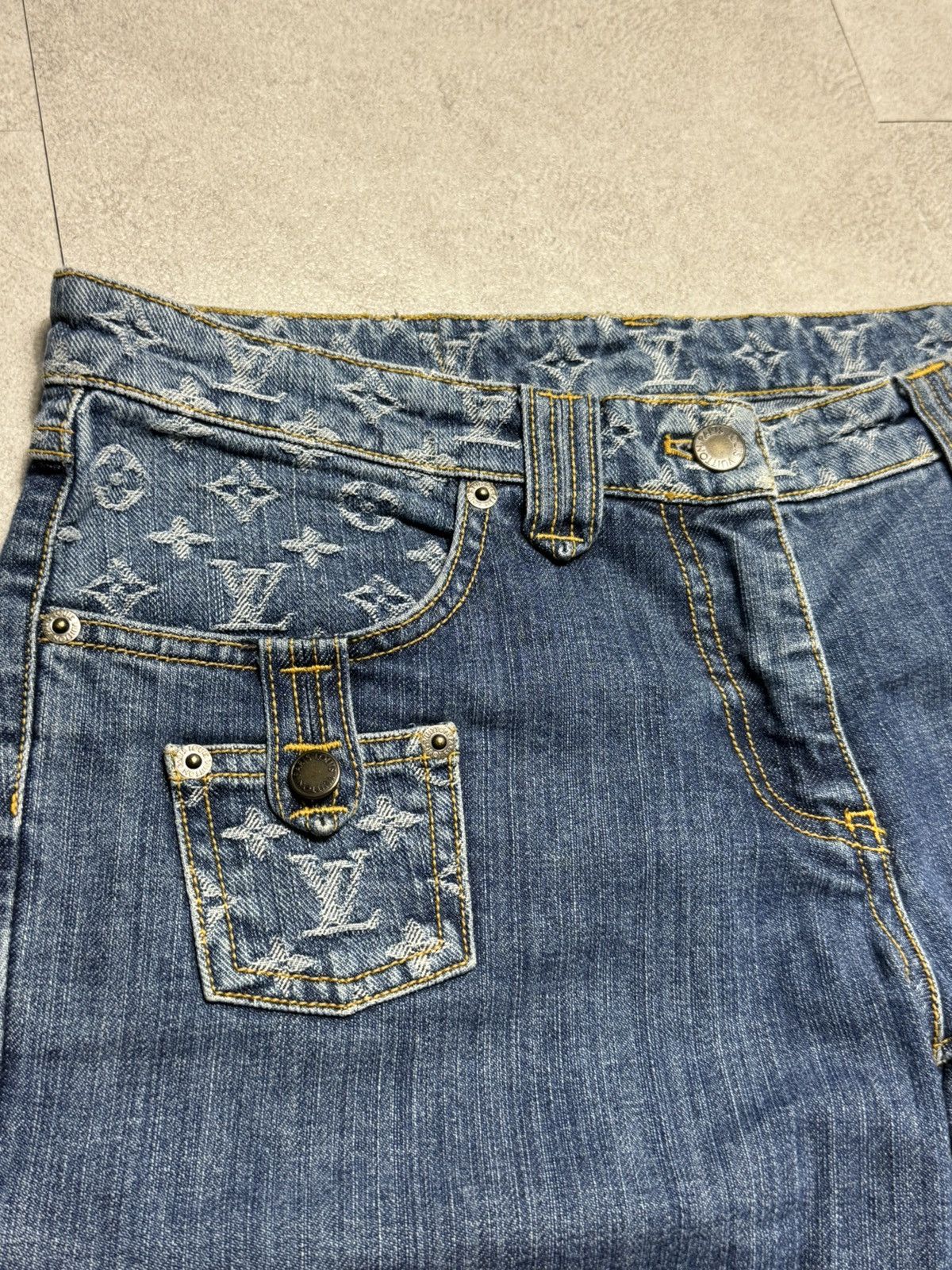 Louis Vuitton Louis vuitton - Marc jacobs - F/W 06 monogram denim pants Size 26" / US 2 / IT 38 - 3 Thumbnail