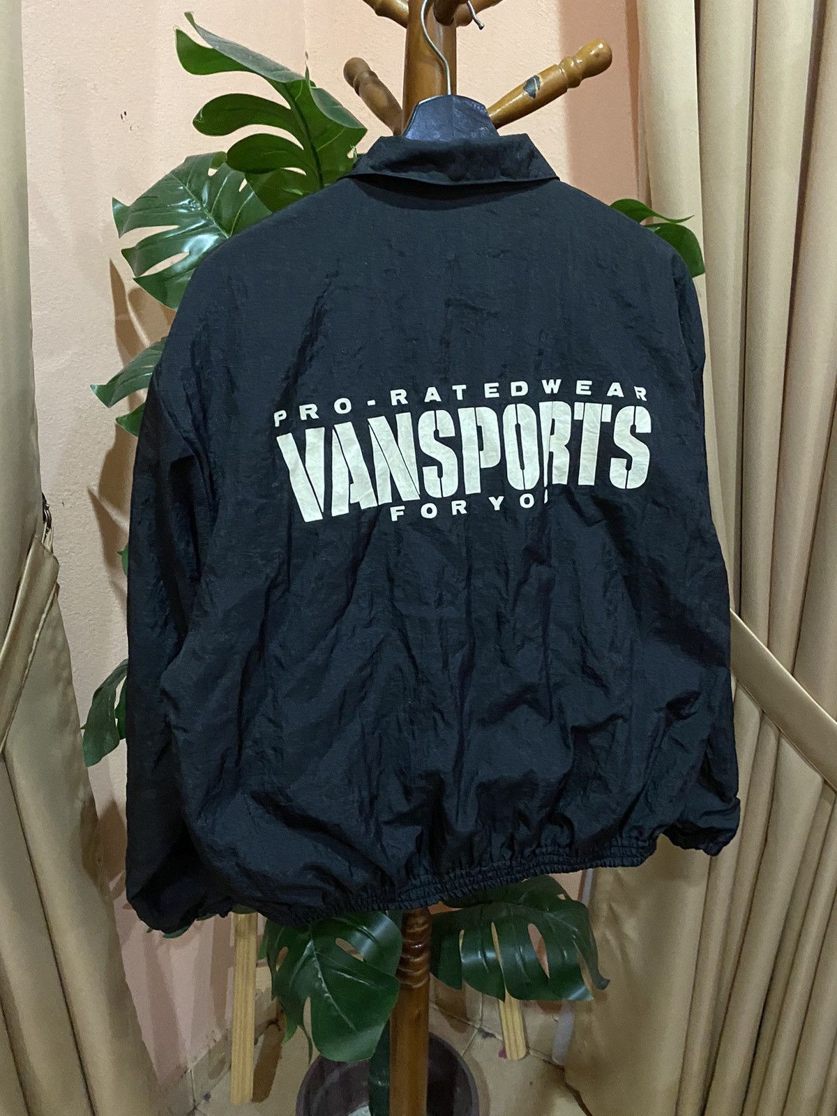 Van Vintage Vansports Varsity Jacket with Eagle Crest Size US M / EU 48-50 / 2 - 3 Thumbnail