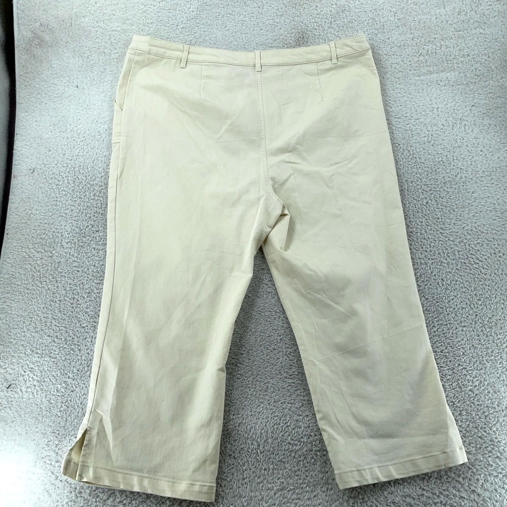 Vintage AnyBody Pants Womens 24W Ivory Capri Cropped Front Pockets Side Slits 46x24 Size 42" / US 20 - 3 Thumbnail
