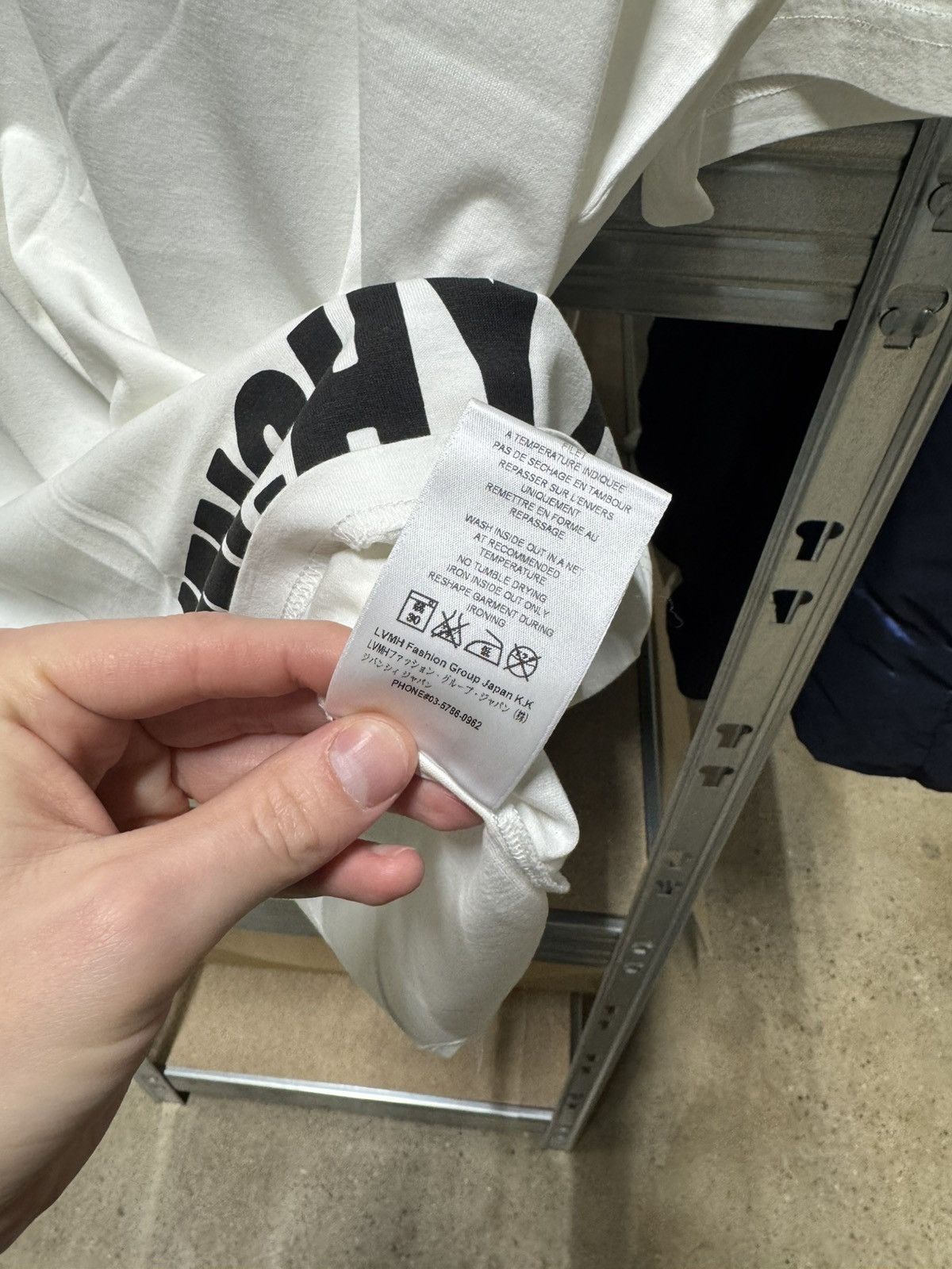 Givenchy Givenchy Logo T-Shirt NEW 600$ Size US M / EU 48-50 / 2 - 4 Thumbnail