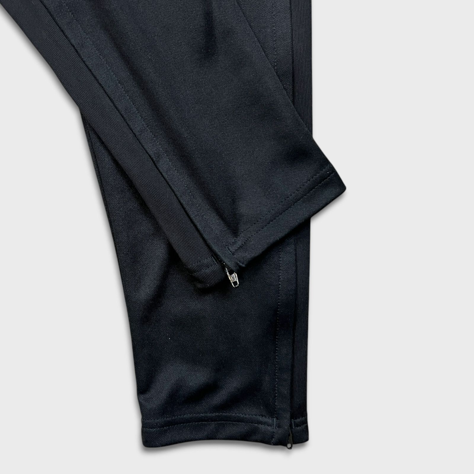 Adidas × Vintage Adidas Track Pants Stripe Spell Out Training Athletic Jogger Size US 28 / EU 44 - 7 Thumbnail