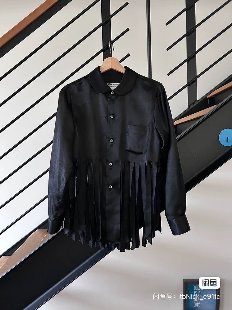 Comme des Garcons Comme Des Garcons Crew Neck Split Glossy Shirt Size S / US 4 / IT 40 - 1 Thumbnail