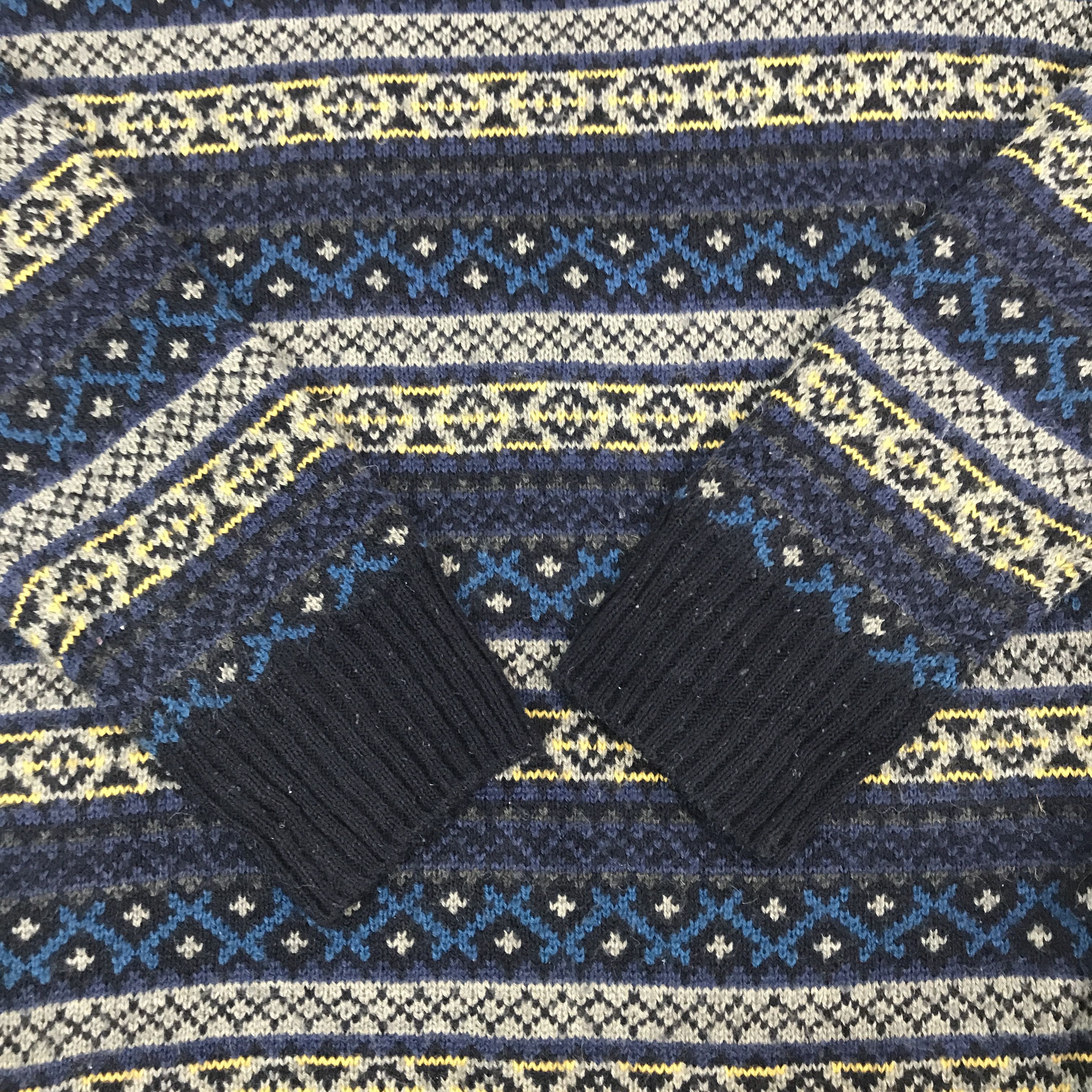 Japanese Brand Vintage Navajo Japan Knitwear Jacket Size US S / EU 44-46 / 1 - 7 Thumbnail
