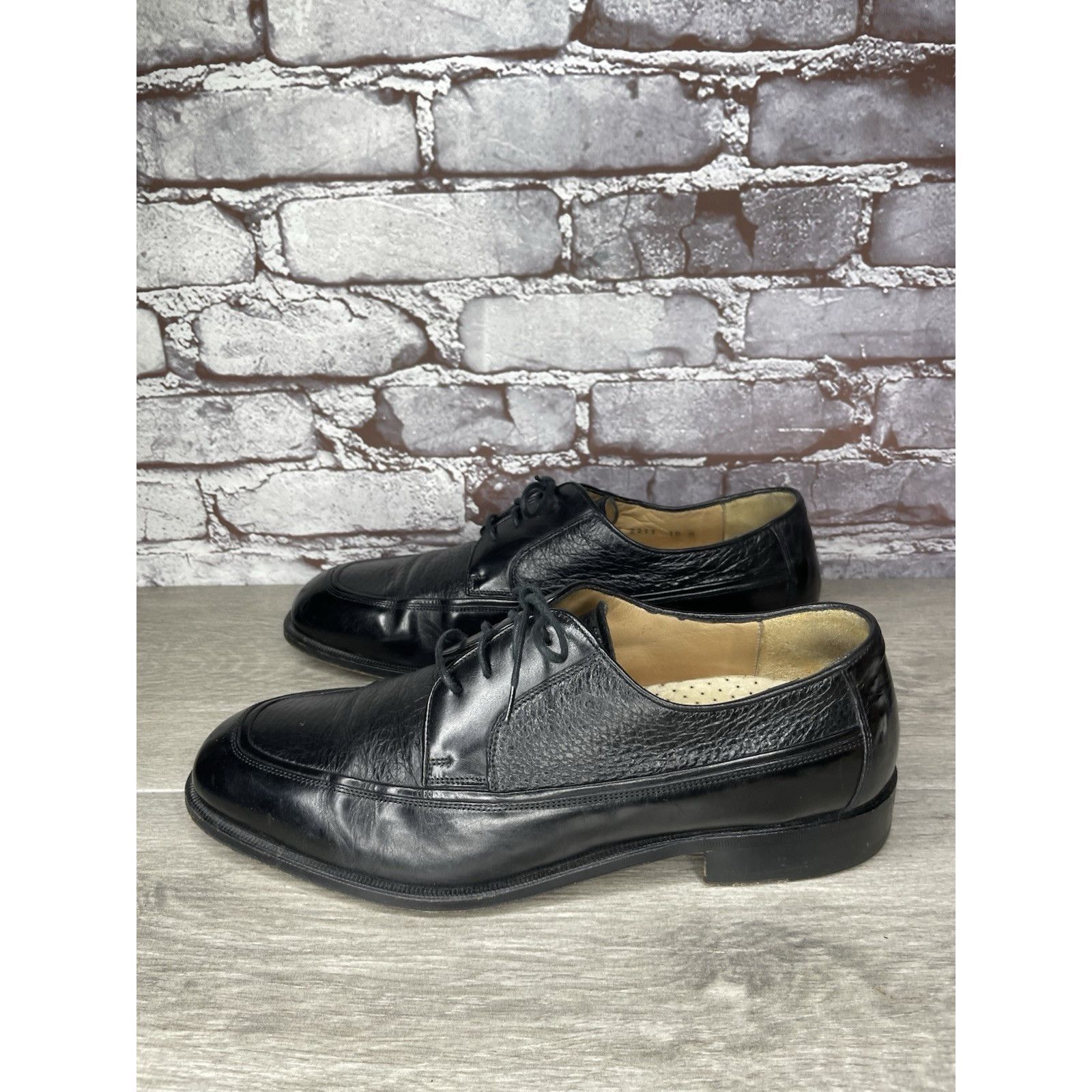 Johnston & Murphy Johnston & Murphy Black Leather Square Toe Italy Dress Shoe Size US 10 / EU 43 - 1 Thumbnail
