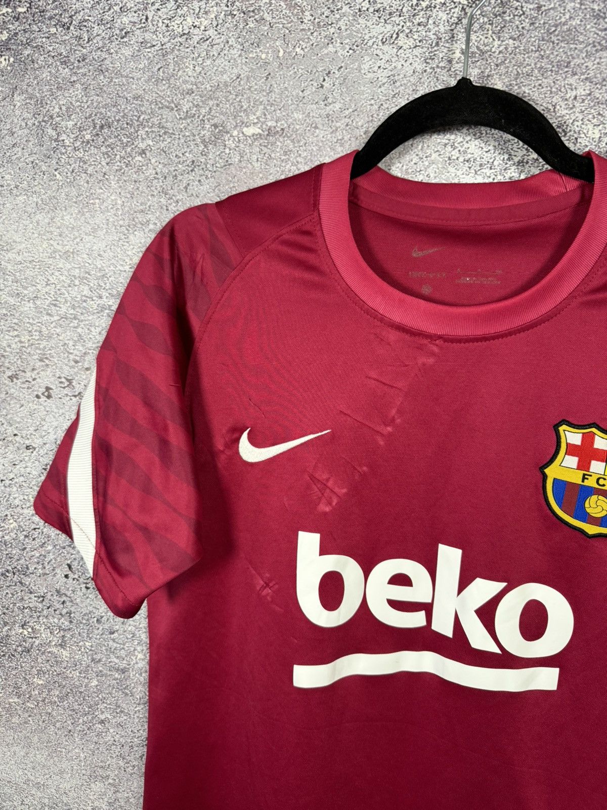 Nike × Vintage Vintage Barcelona Training Pre Match Nike Jersey Blokcore S Size US S / EU 44-46 / 1 - 5 Thumbnail