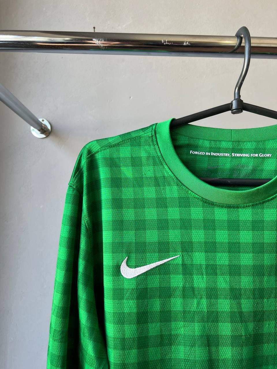 Nike 2012/13 MANCHESTER UNITED GK SOCCER FOOTBALL JERSEY NIKE M Size US M / EU 48-50 / 2 - 4 Thumbnail