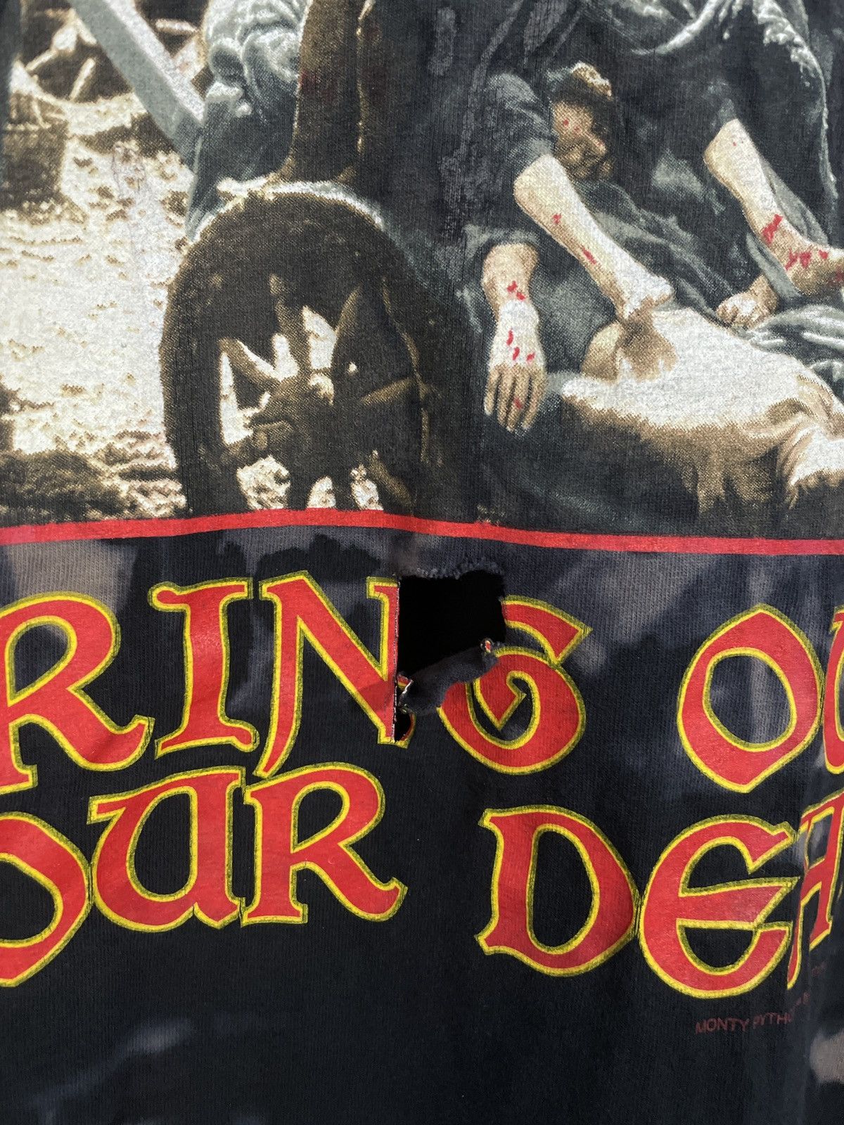 Vintage 2000 MONTY PYTHON BRING OUT YOUR DEAD Size US XL / EU 56 / 4 - 8 Thumbnail
