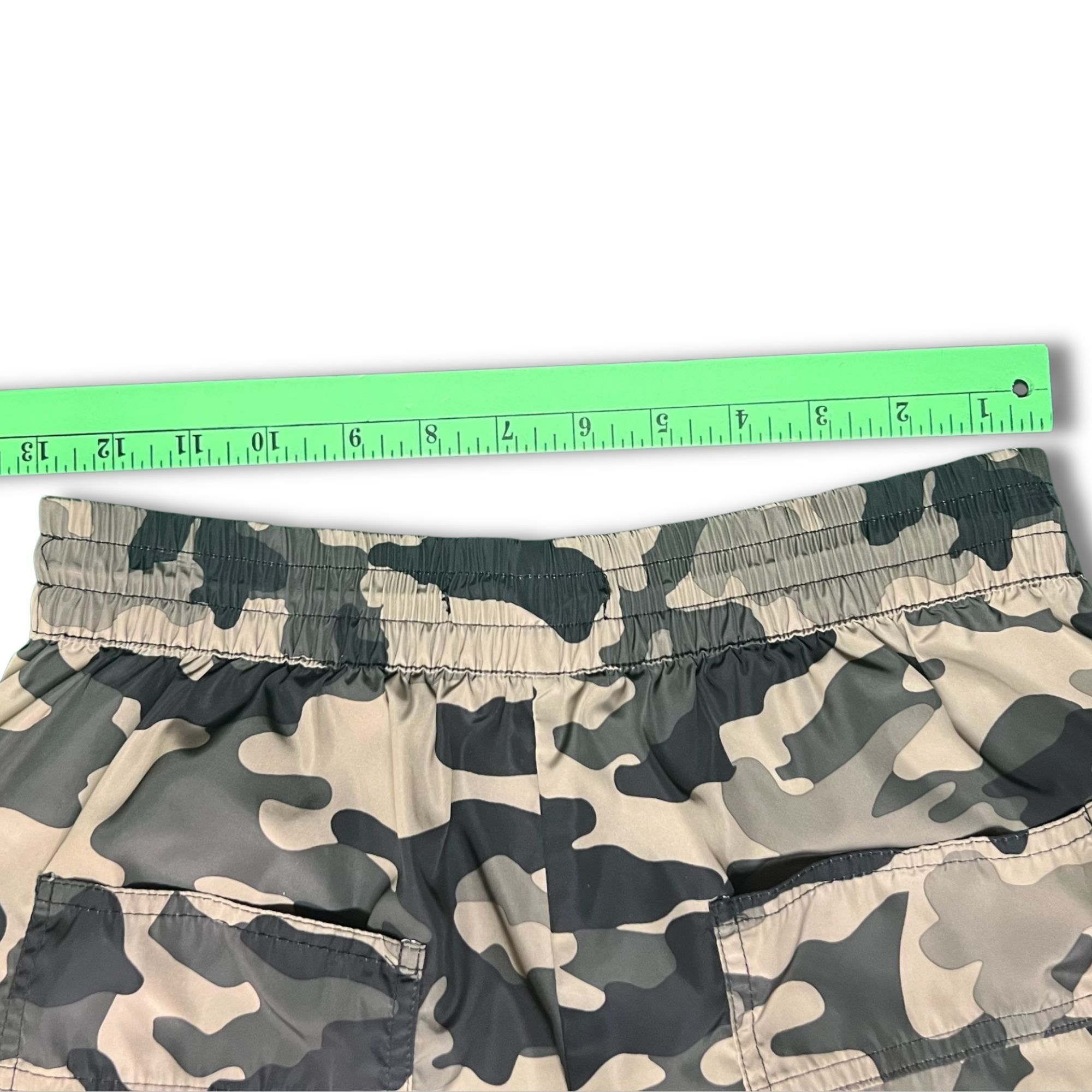 Zara Zara Womens Camouflage Shorts With Elastic Waist & Drawstrin Size 28" / US 6 / IT 42 - 9 Thumbnail
