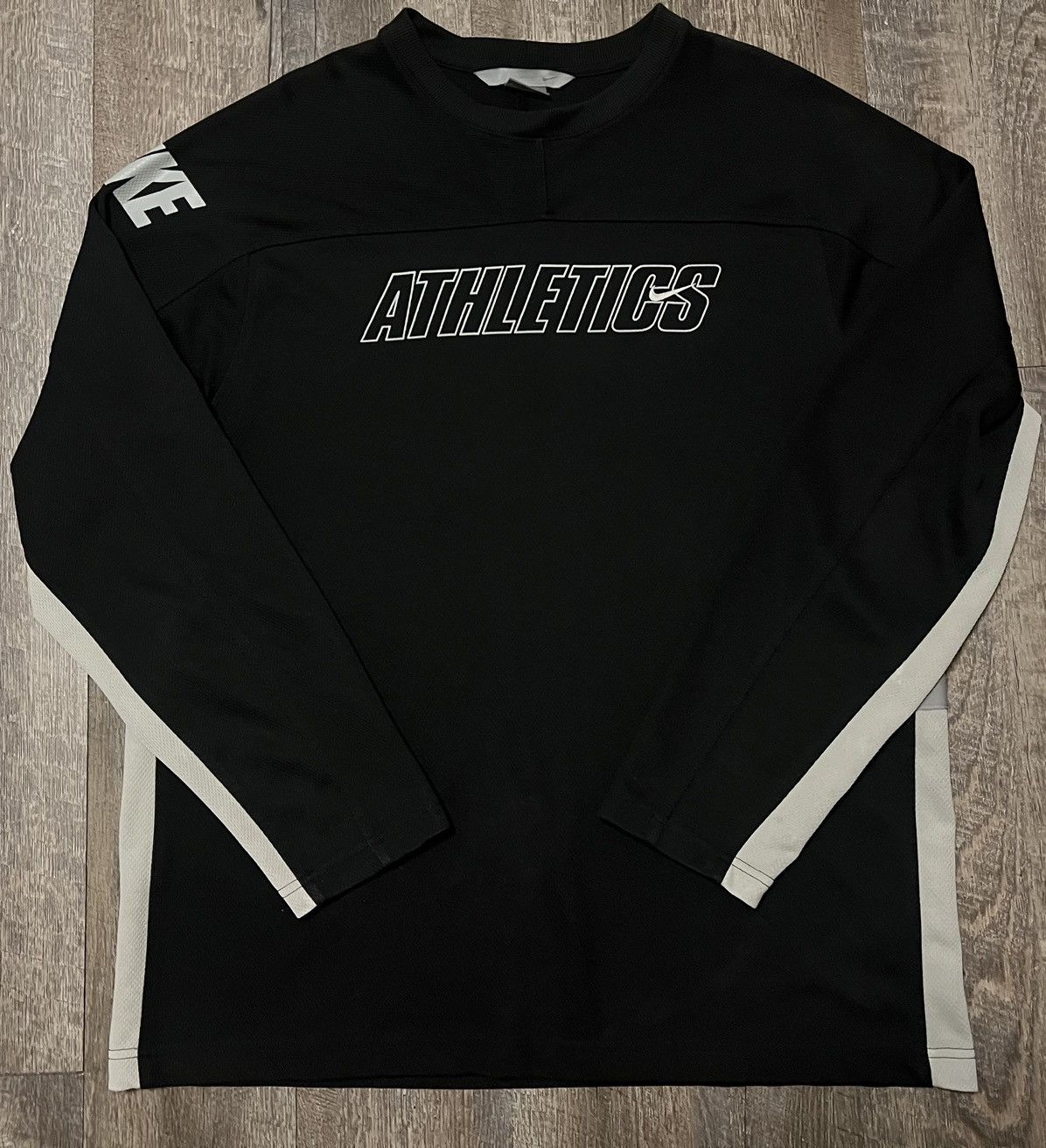 Nike × Vintage Vintage Nike Athletics Hockey Jersey size XL Size US XL / EU 56 / 4 - 1 Thumbnail