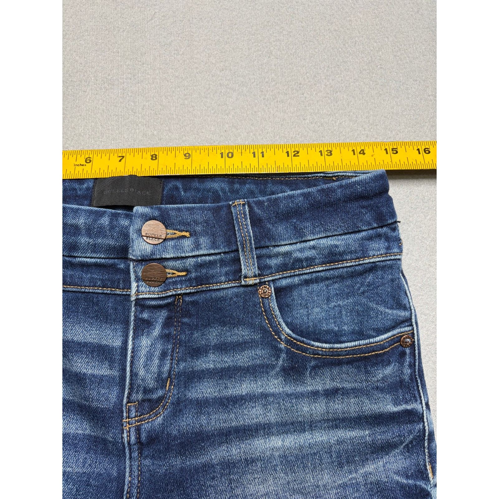 Buckle Black Buckle Black Women’s Bootcut Jeans Size 27x32 Medium Wash Size 27" / US 4 / IT 40 - 6 Thumbnail