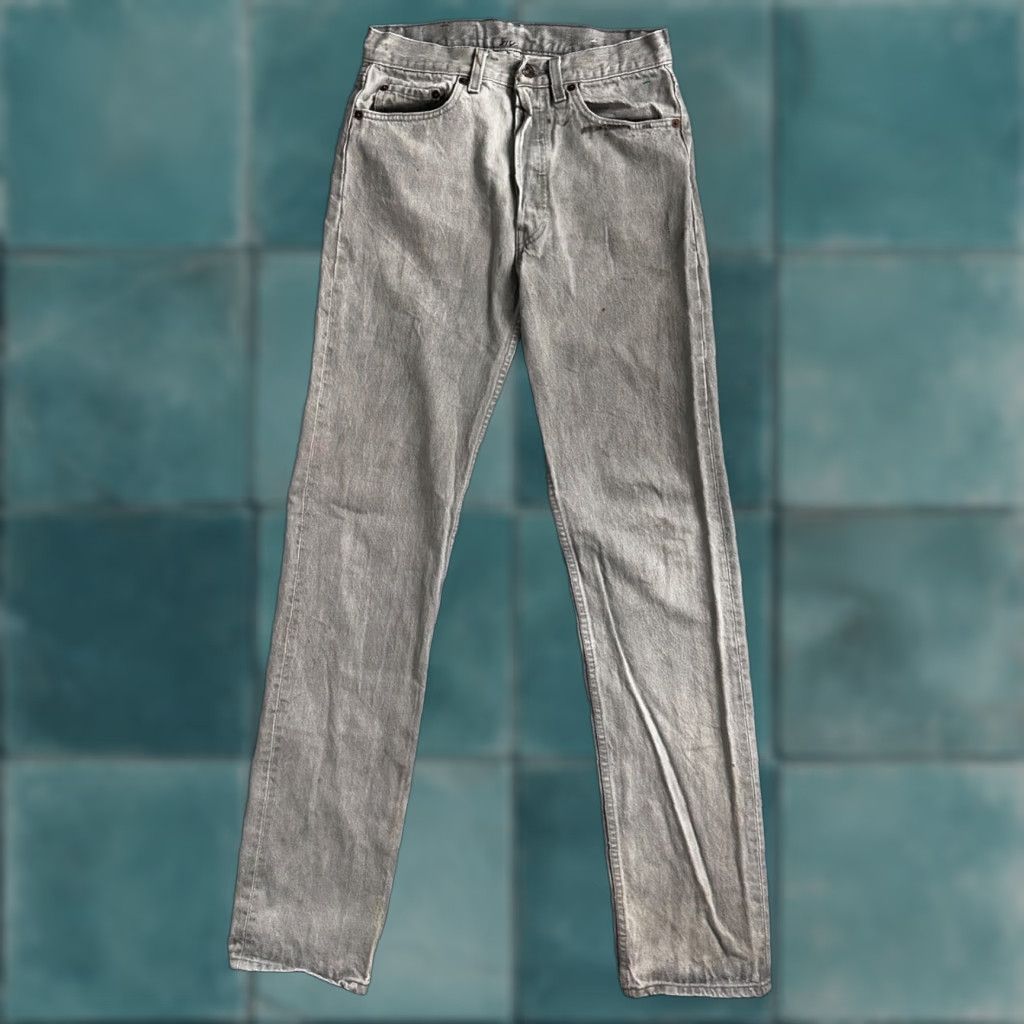 Levi's Levis 501 Vintage 90s USA Gray Straight Leg Jeans 28x34 Regular Mens 501 Series Denim Cotton Medium Wash Size US 28 / EU 44 - 1 Thumbnail