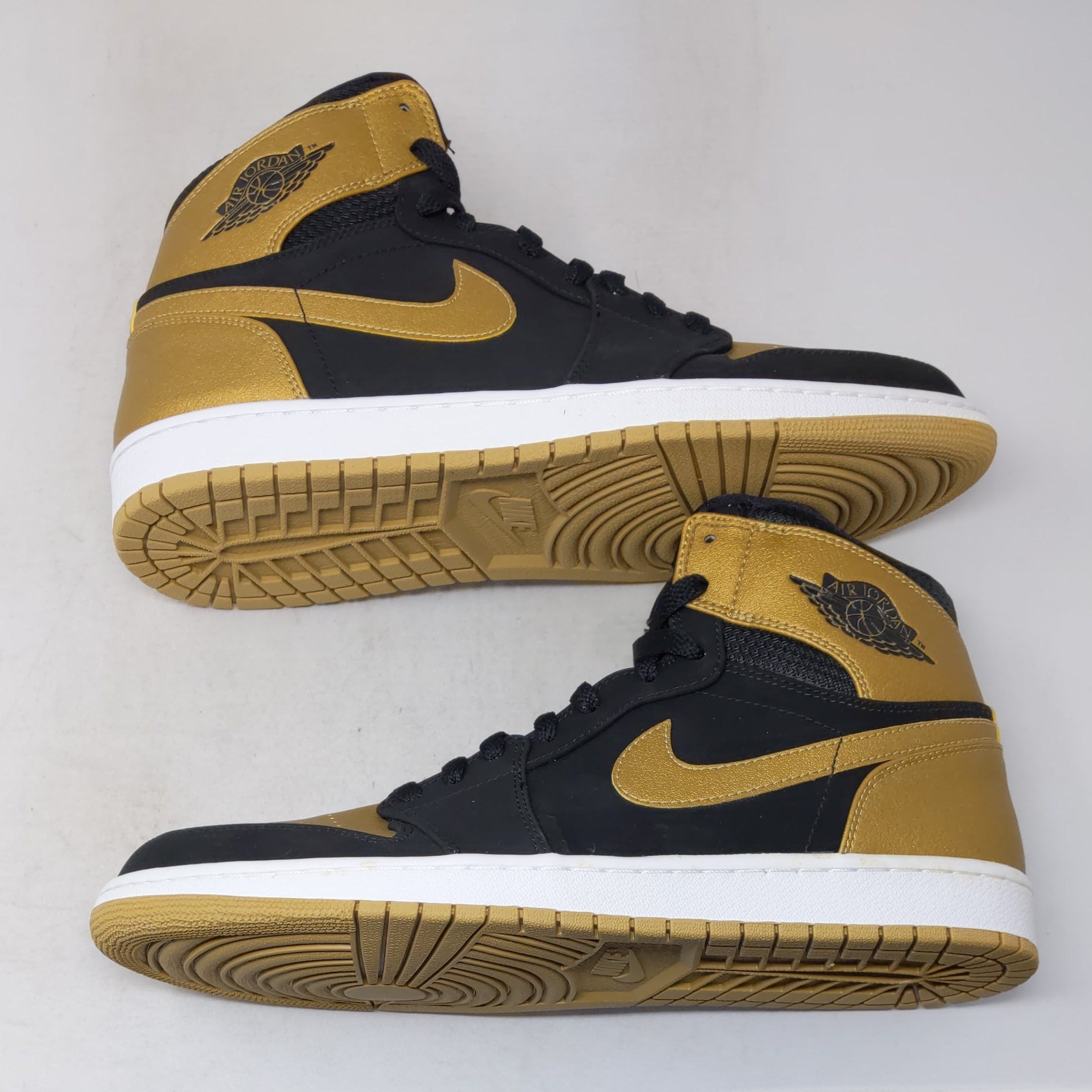 Air Jordan Retro High Melo